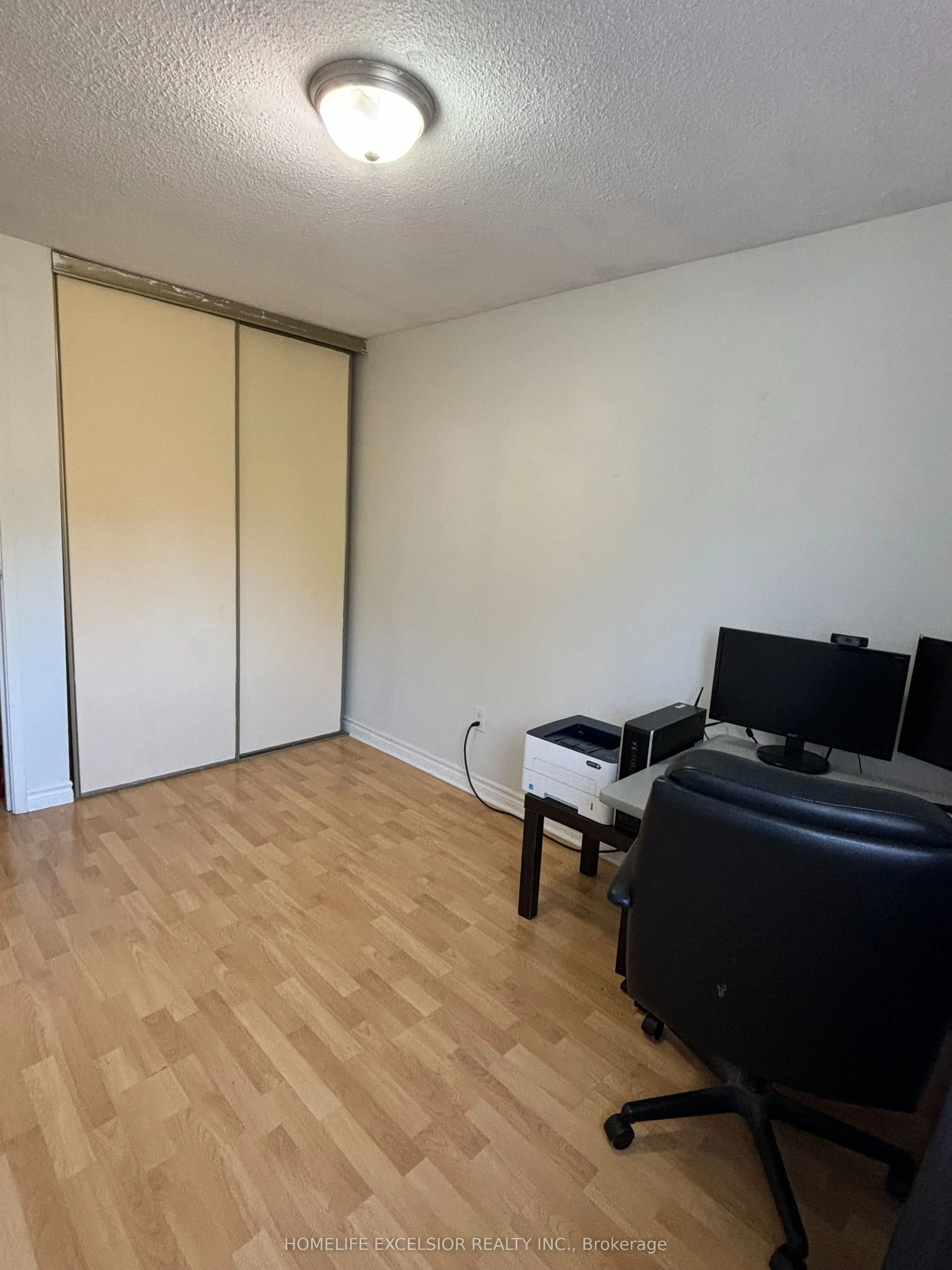 89 Dovercliffe Road, #37