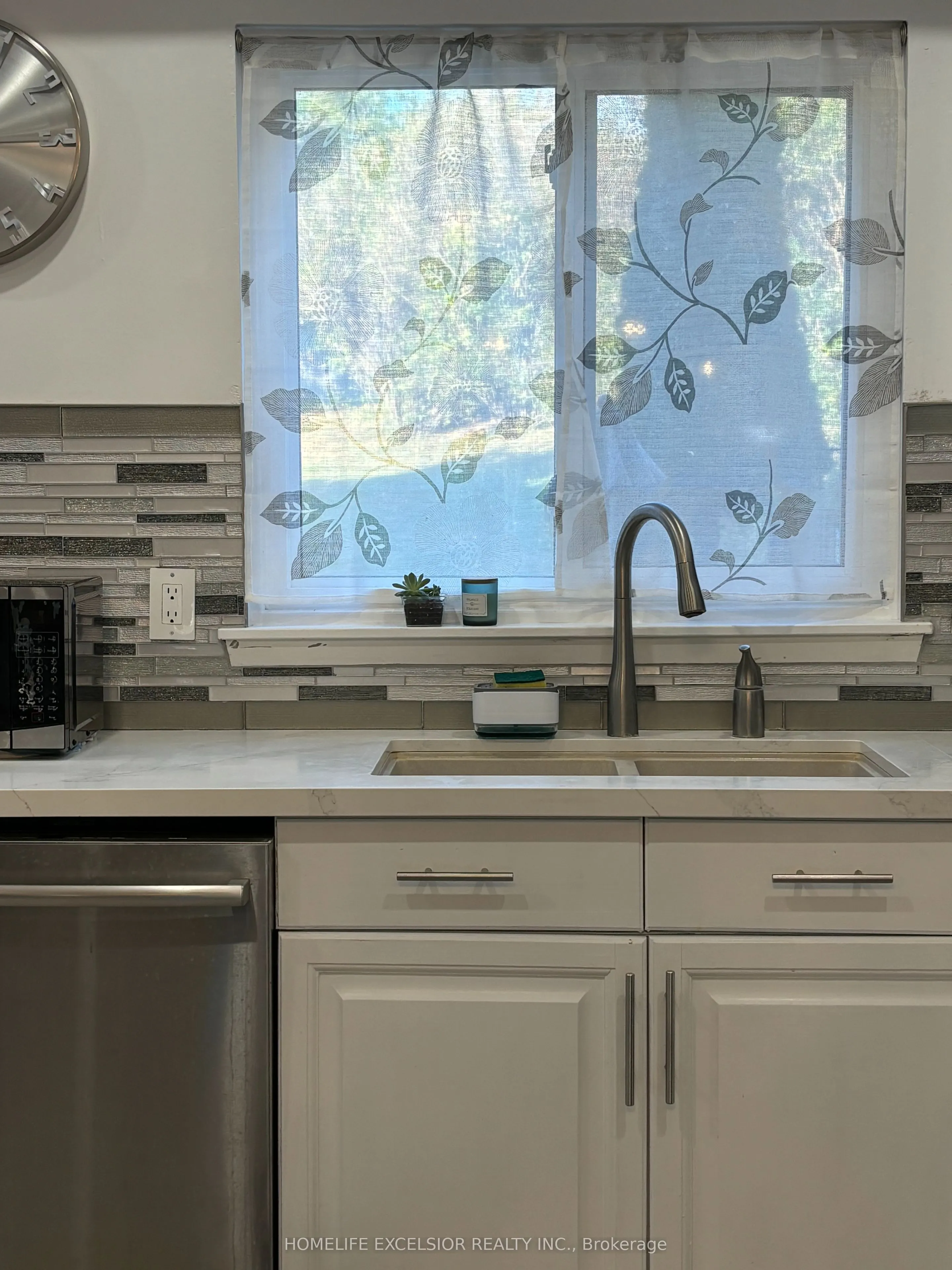 89 Dovercliffe Road, #37