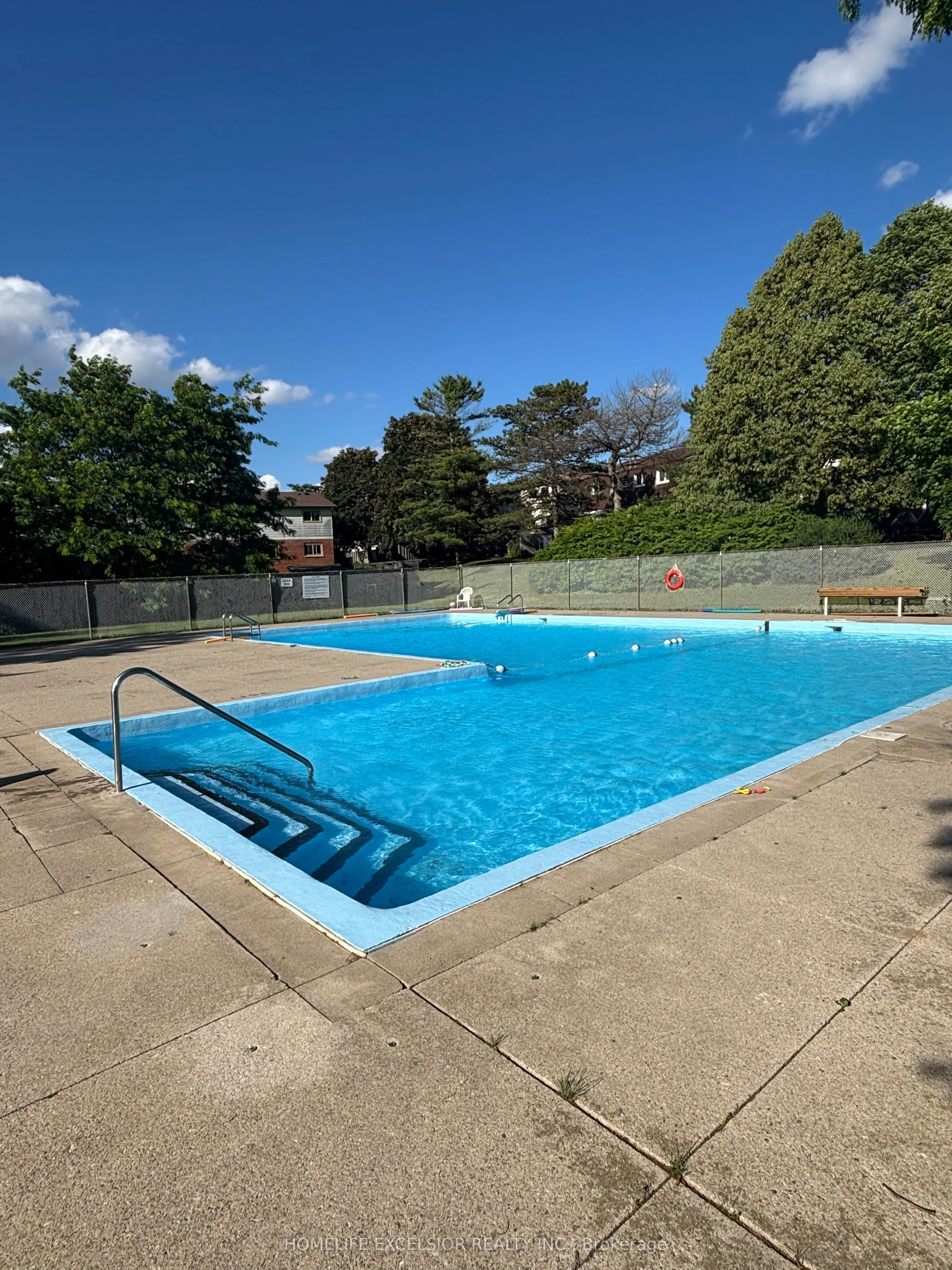 89 Dovercliffe Road, #37