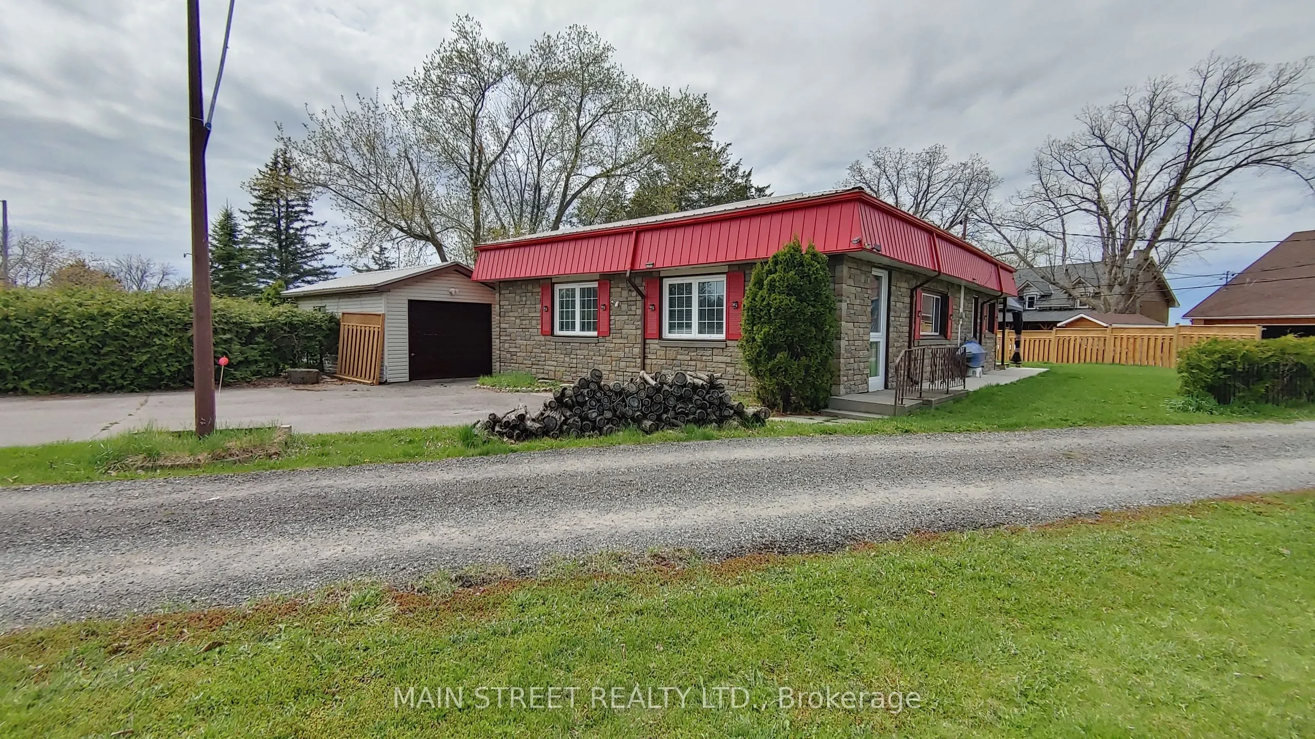 35 Peats Point Road