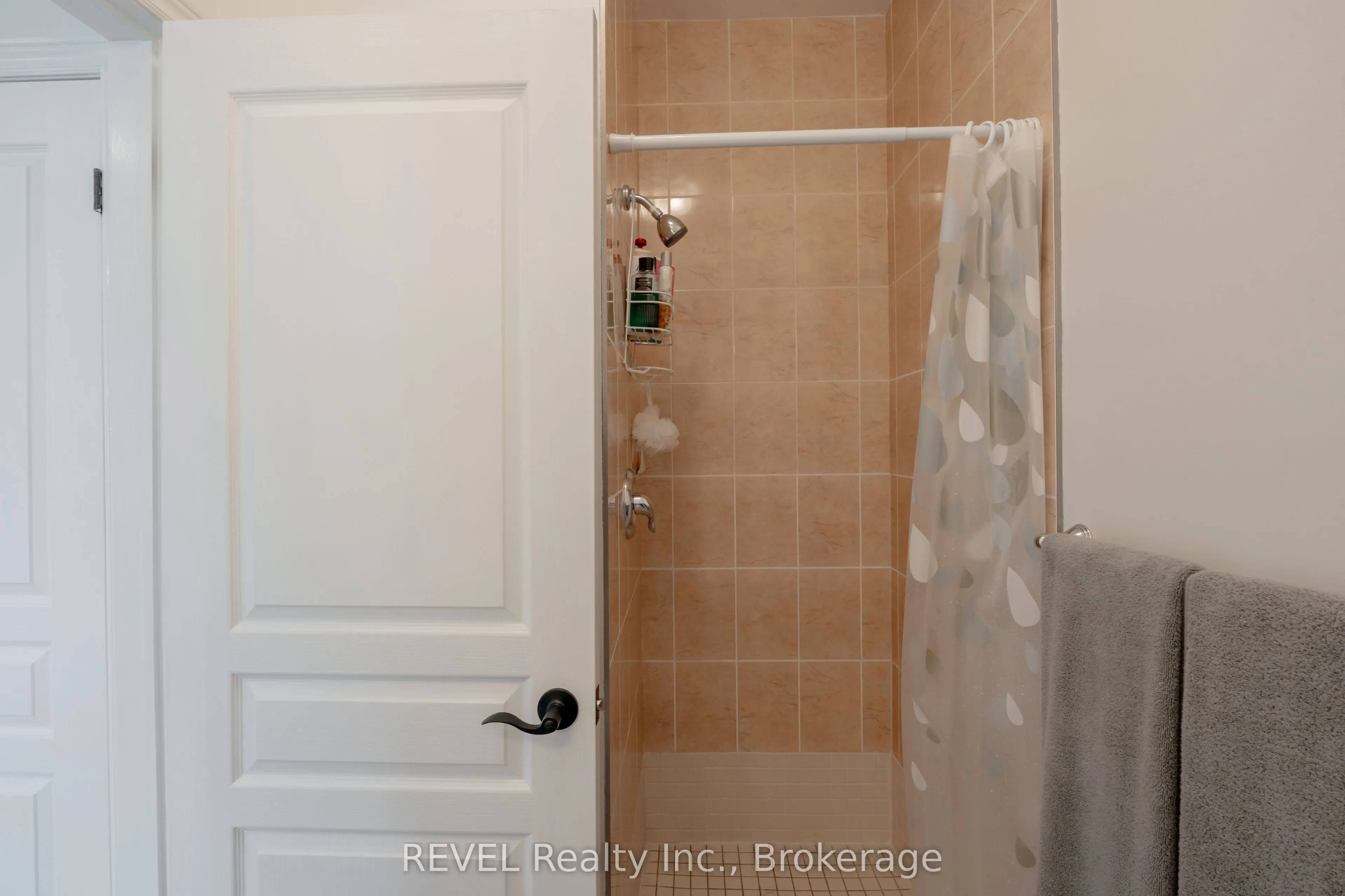 6045 Dunn Street, #104