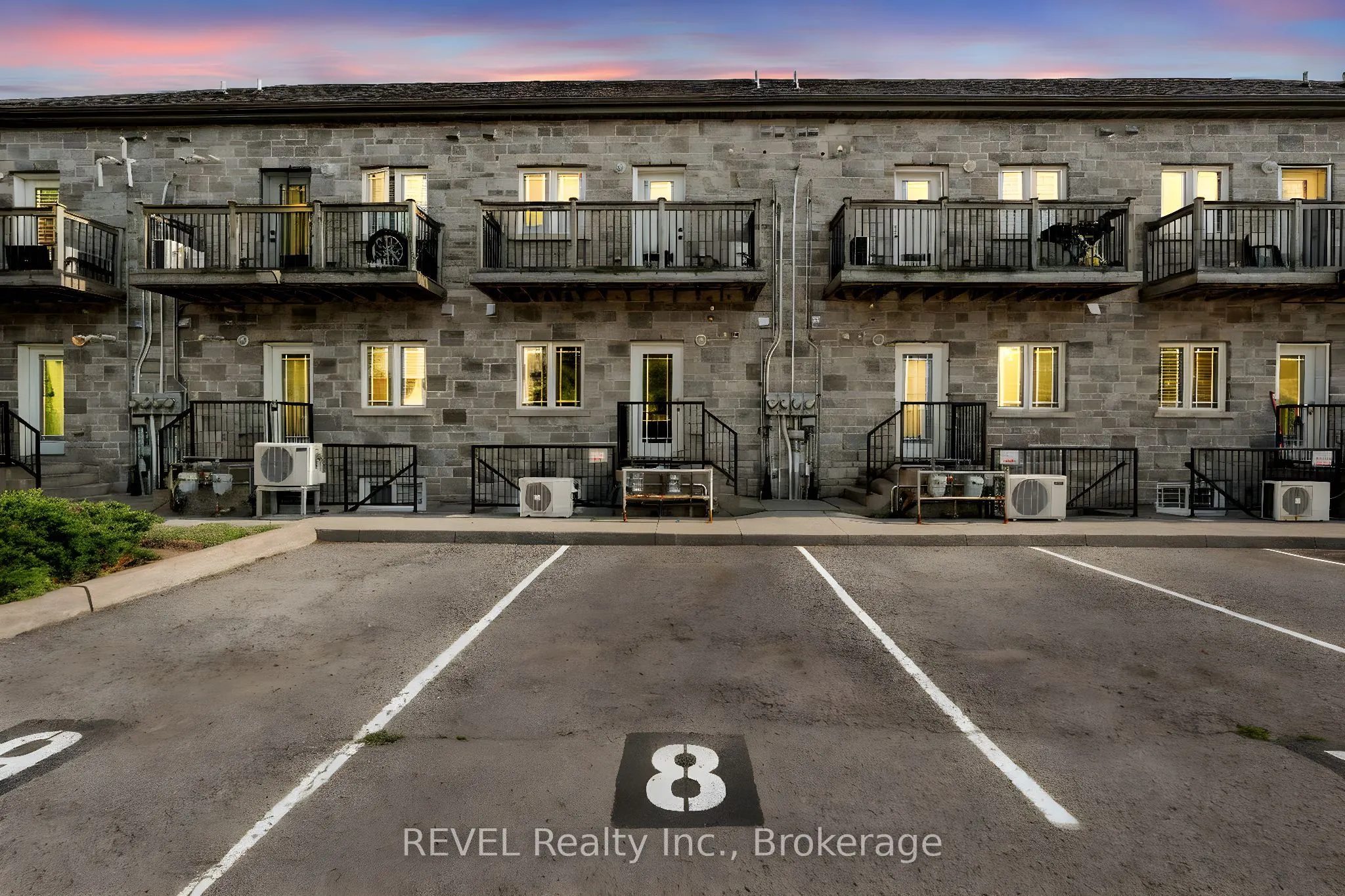 6045 Dunn Street, #104