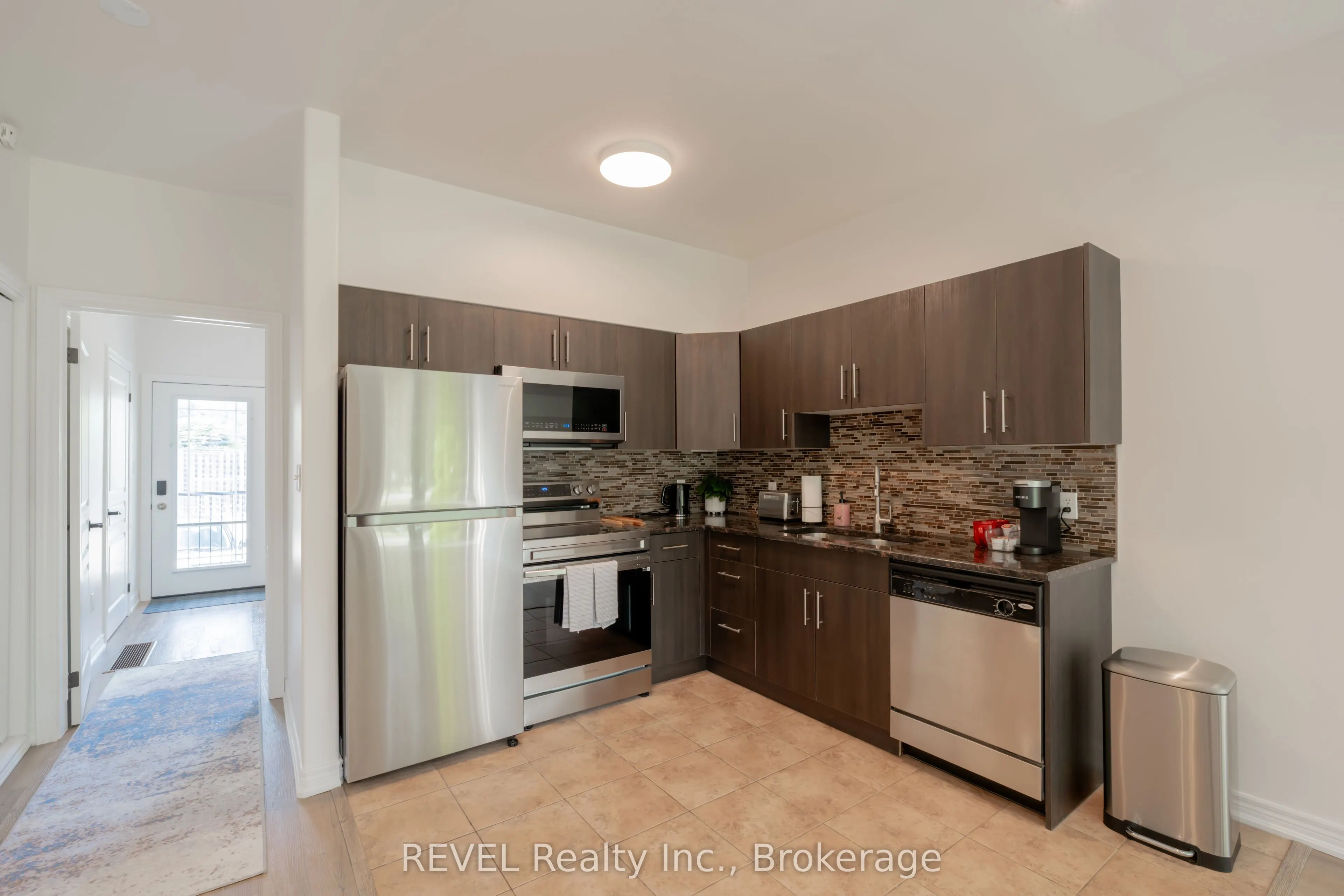 6045 Dunn Street, #104