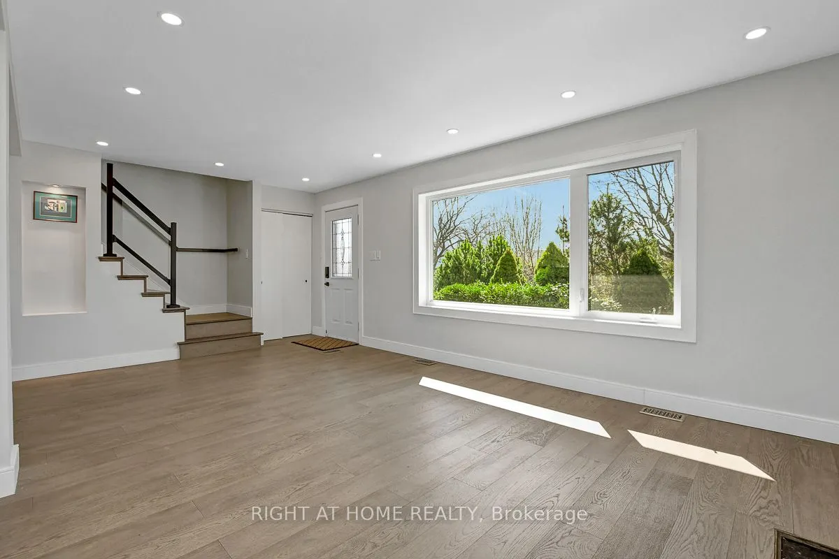 81 Canter Boulevard