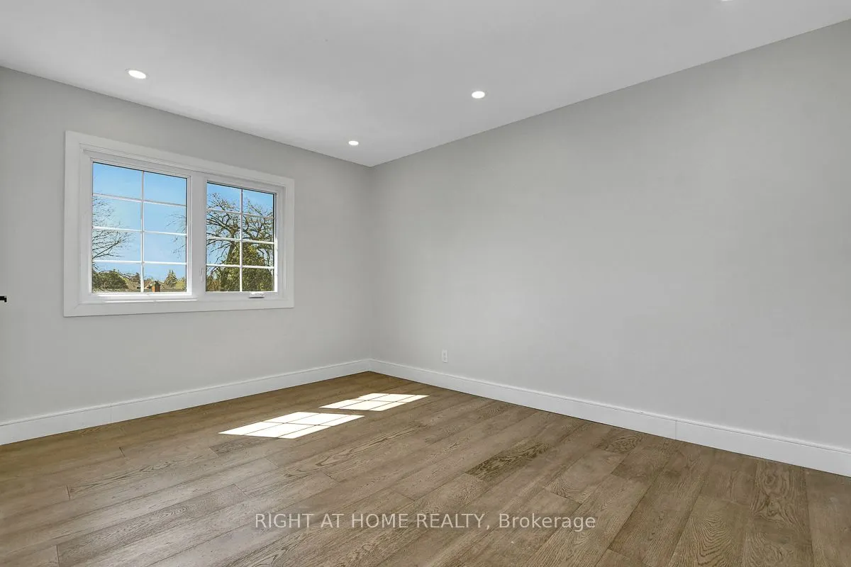 81 Canter Boulevard