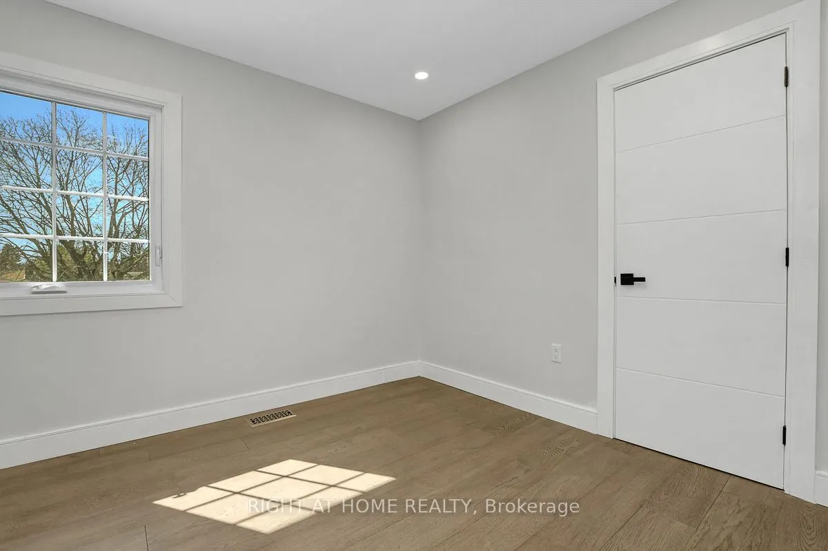 81 Canter Boulevard