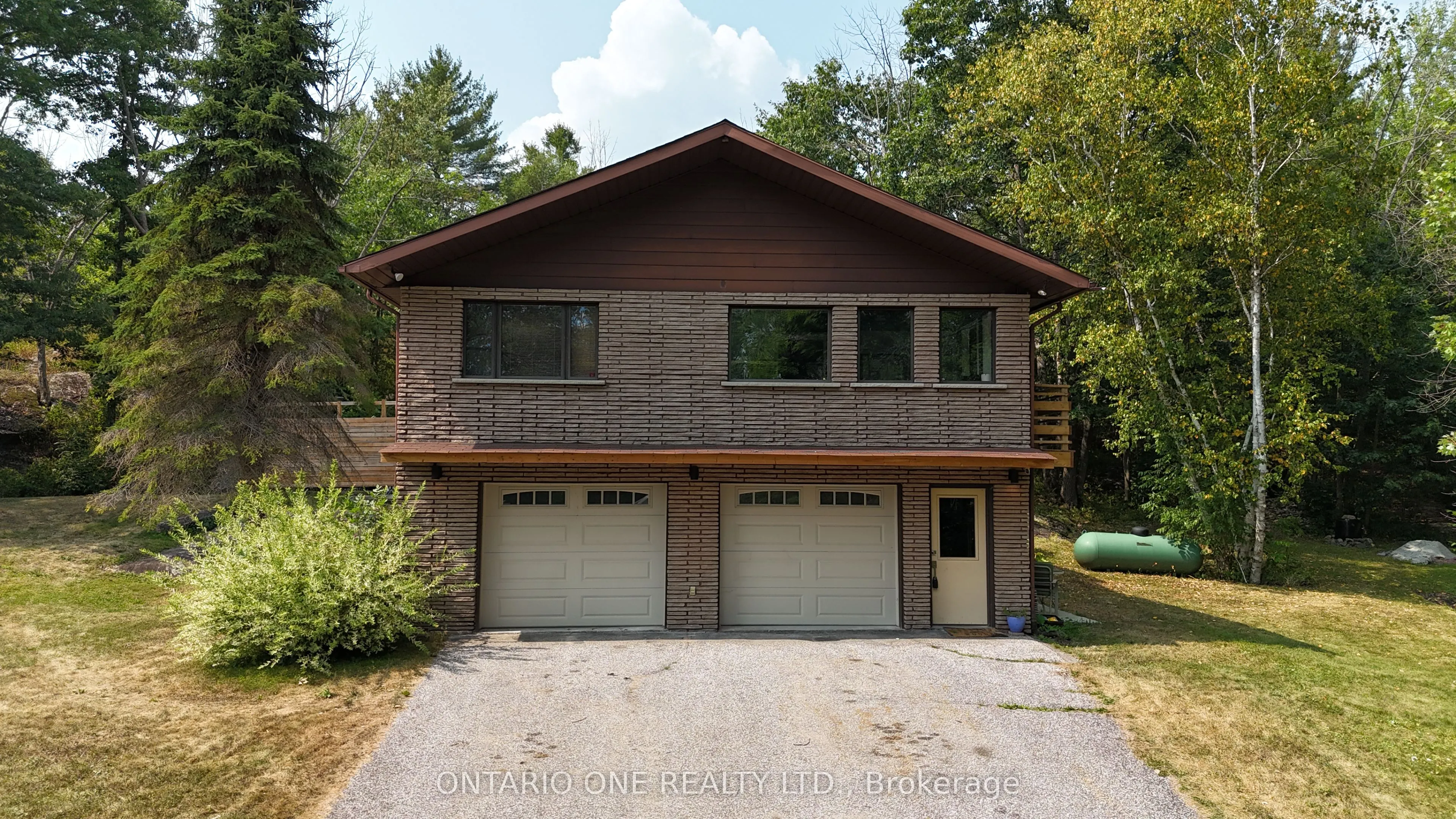1045 Cowbell Lane
