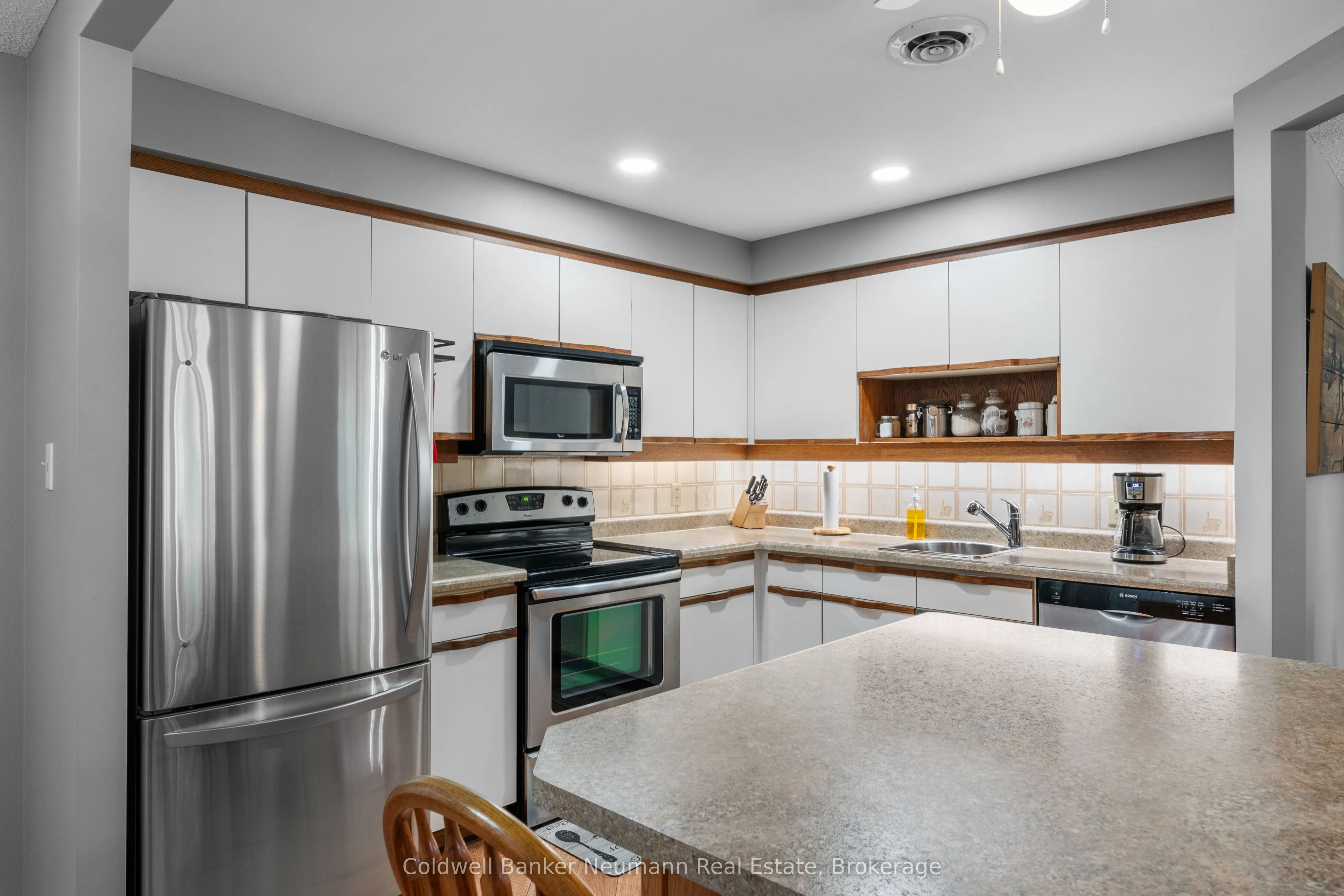 200 River Street, #208