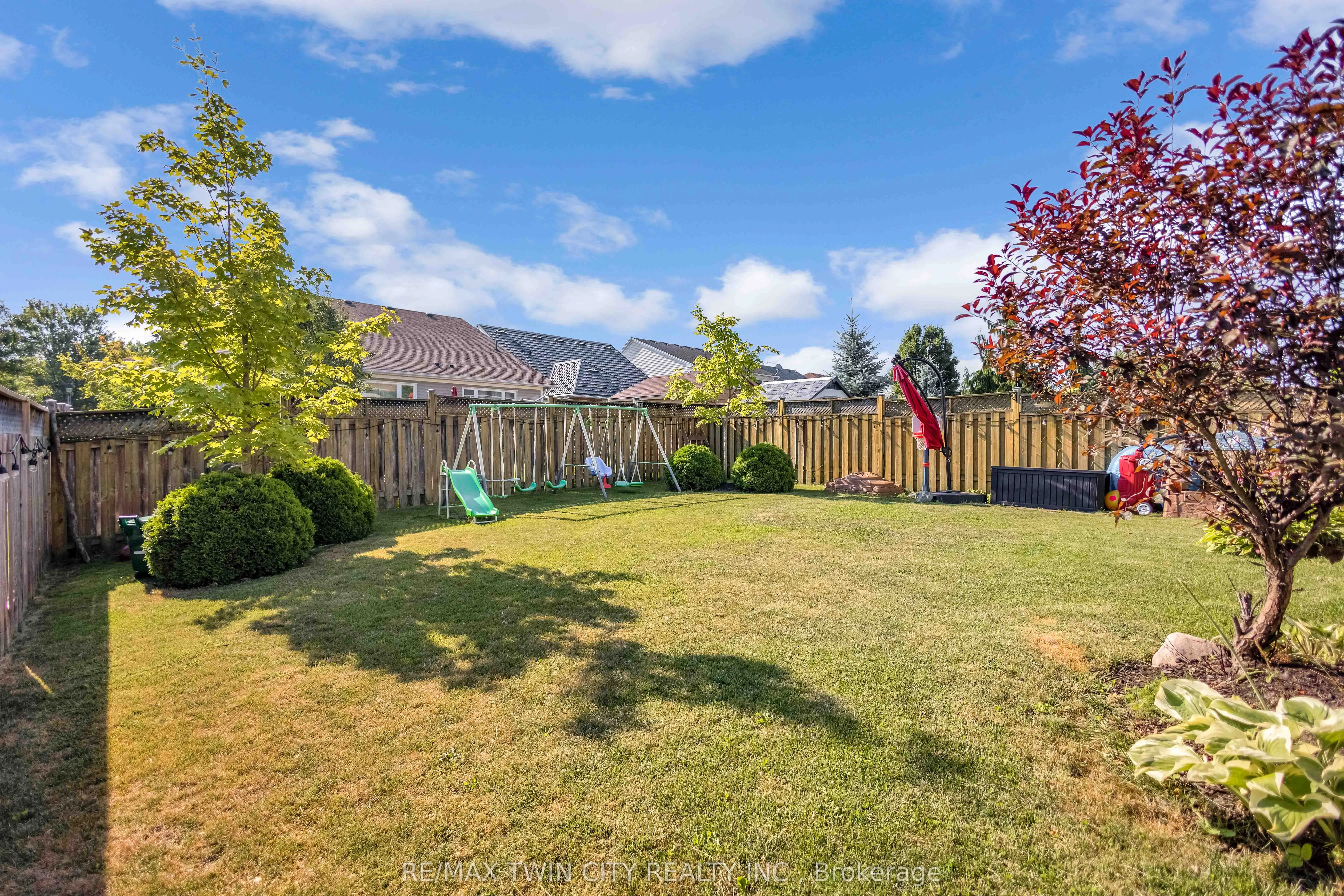 27 Shantz Street