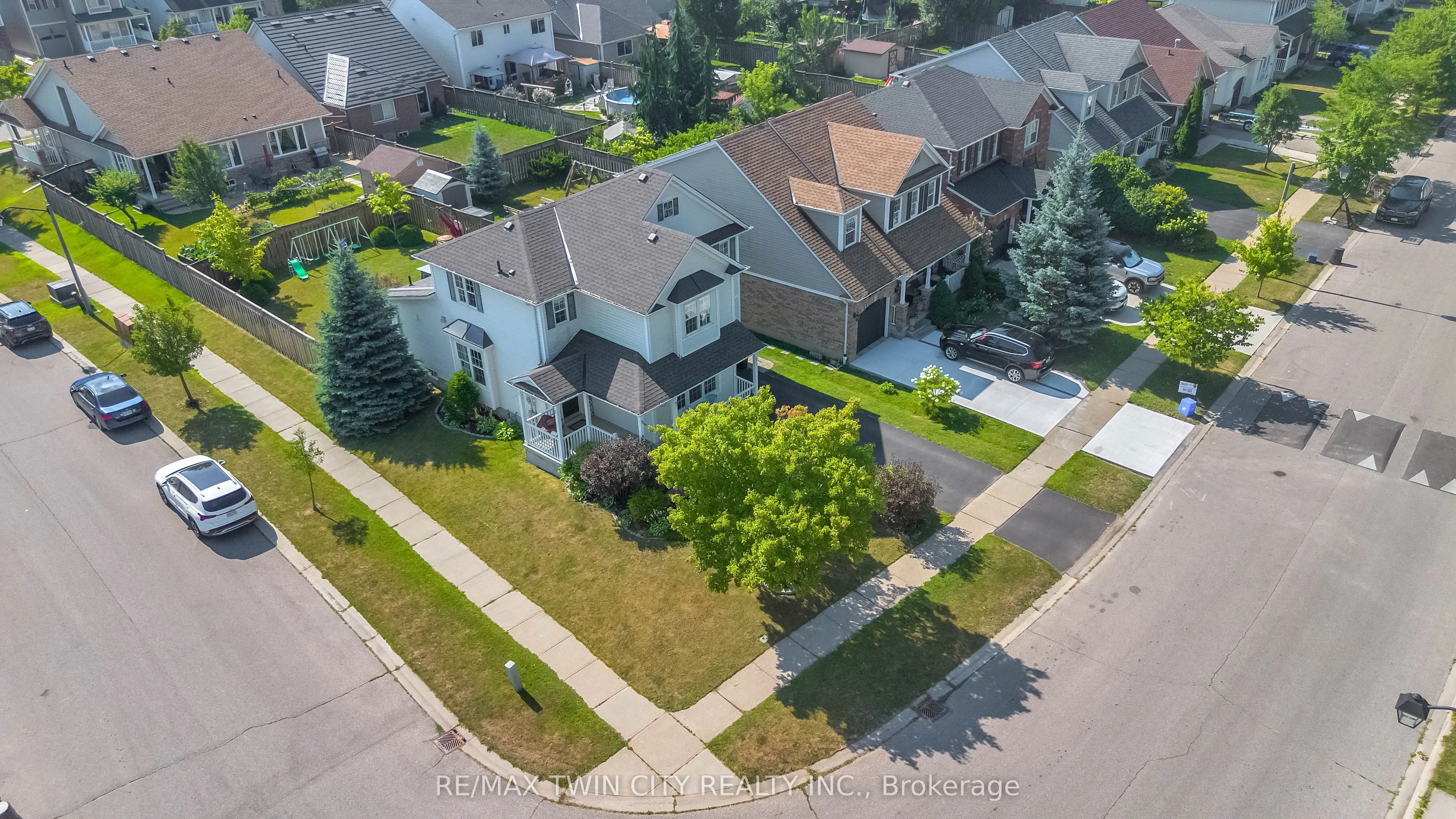 27 Shantz Street
