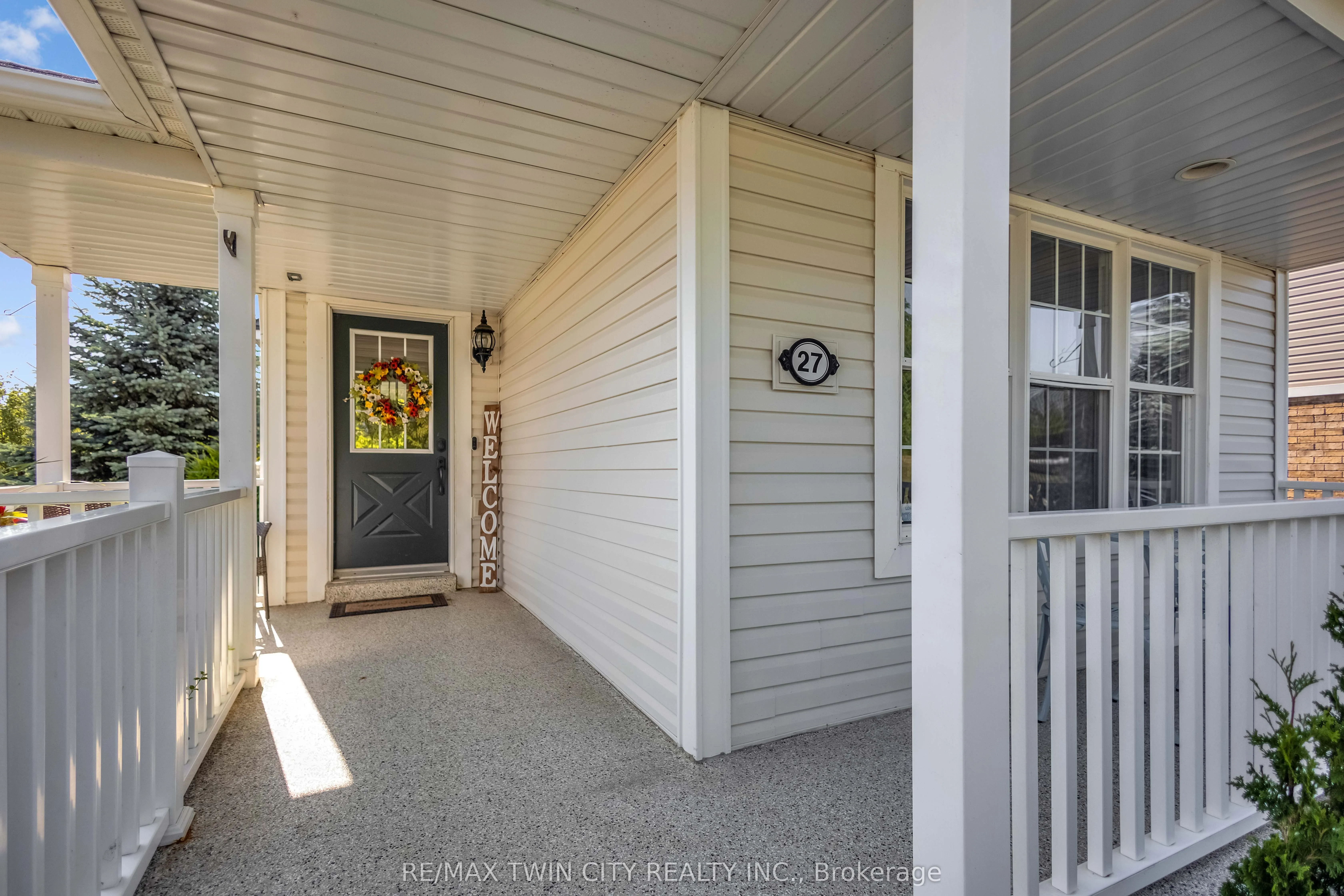 27 Shantz Street