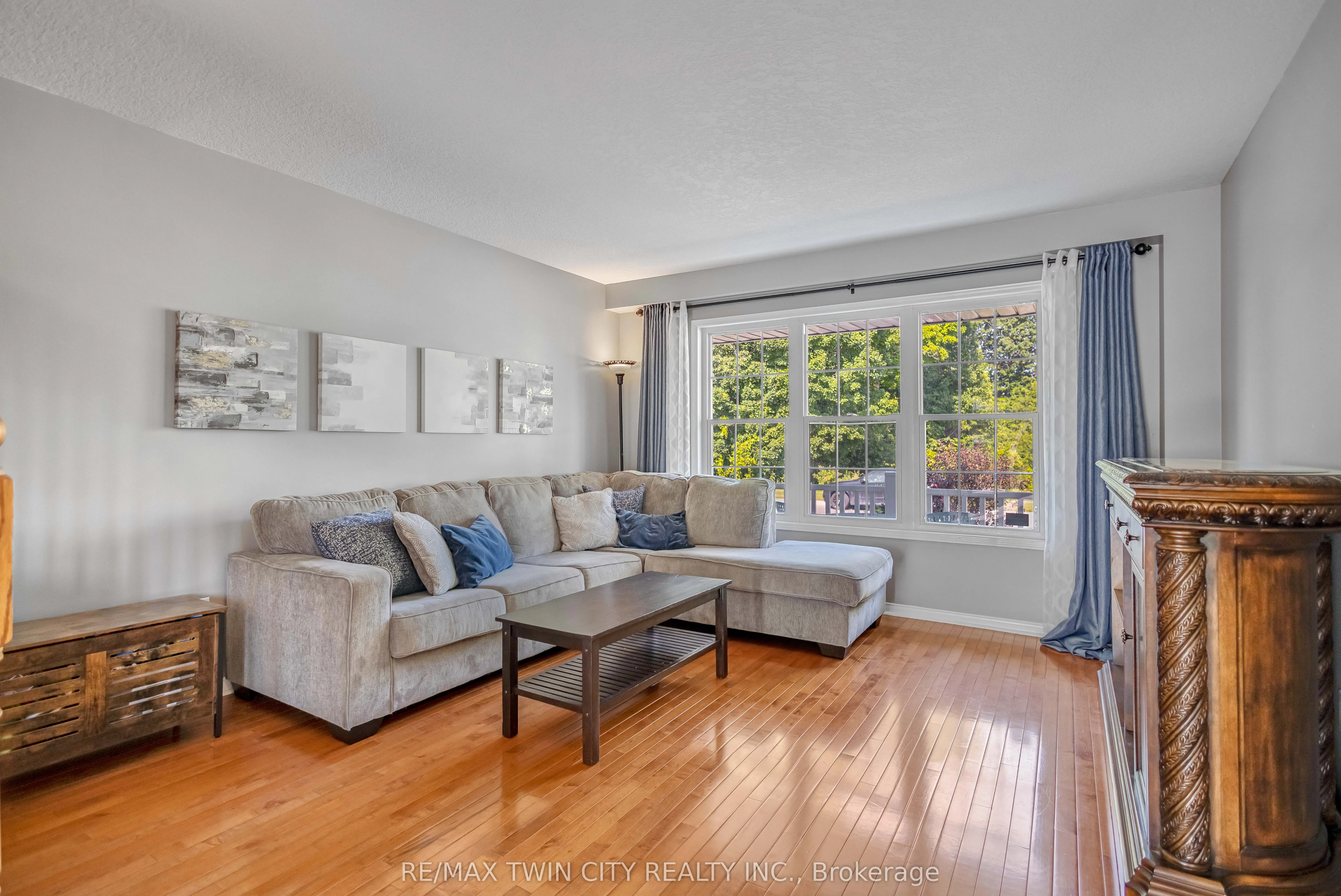 27 Shantz Street
