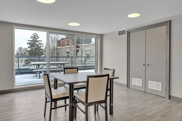 121 Queen Street, #506
