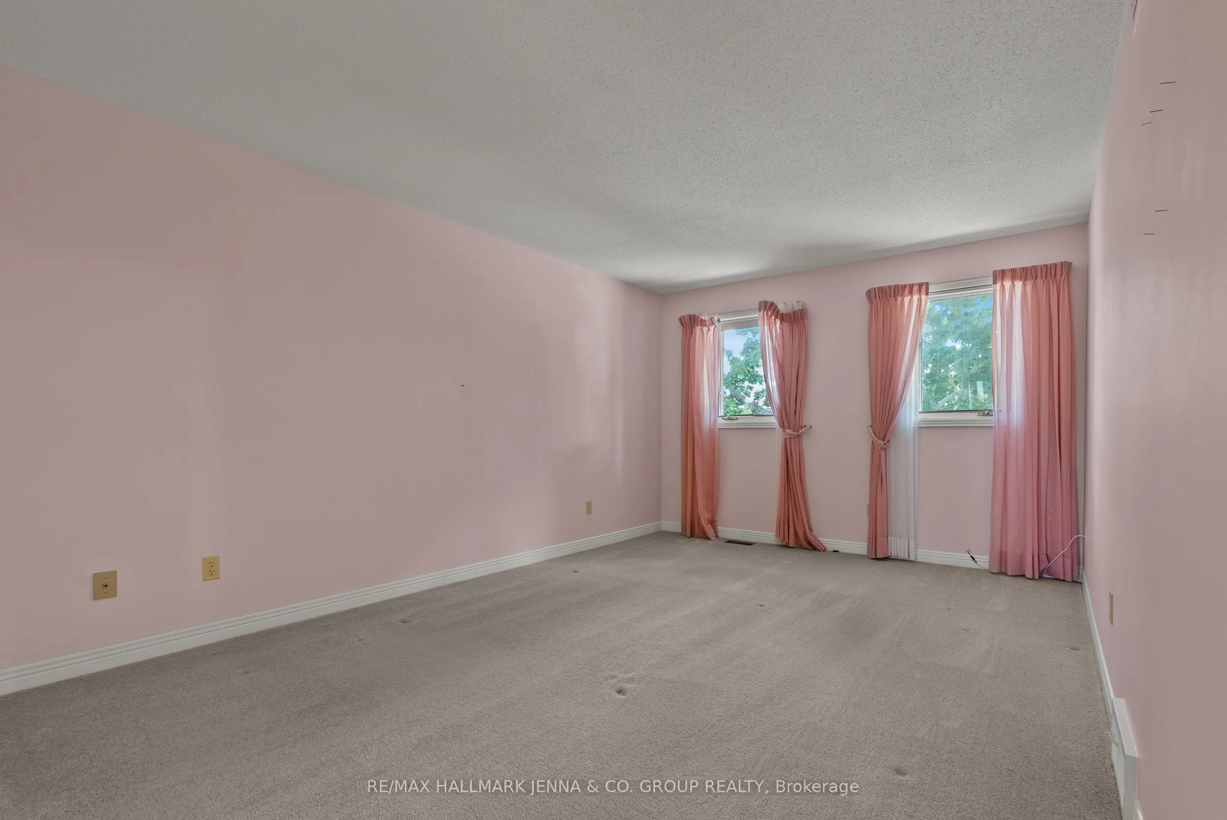28 Pine Bluff Trail