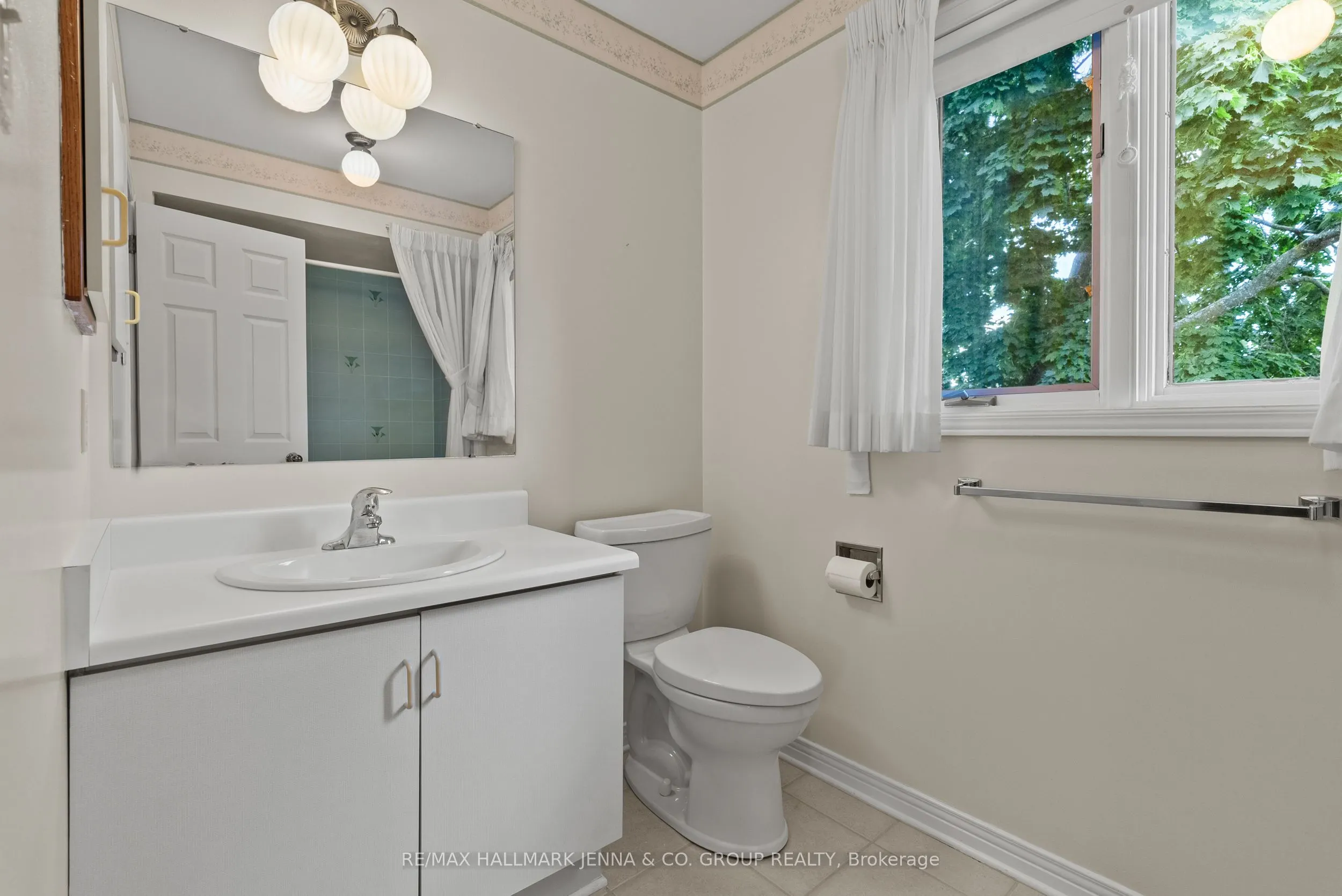 28 Pine Bluff Trail