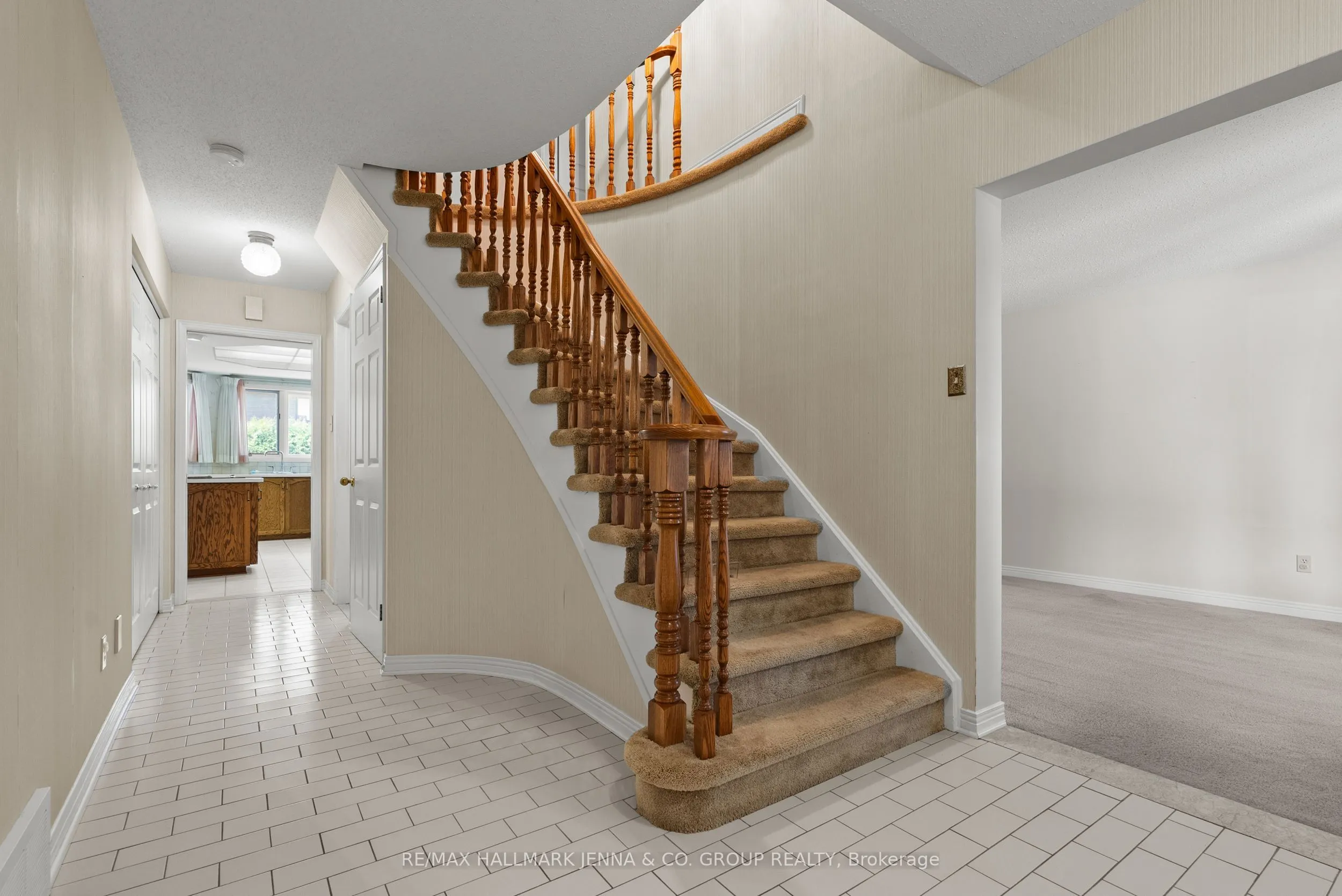 28 Pine Bluff Trail