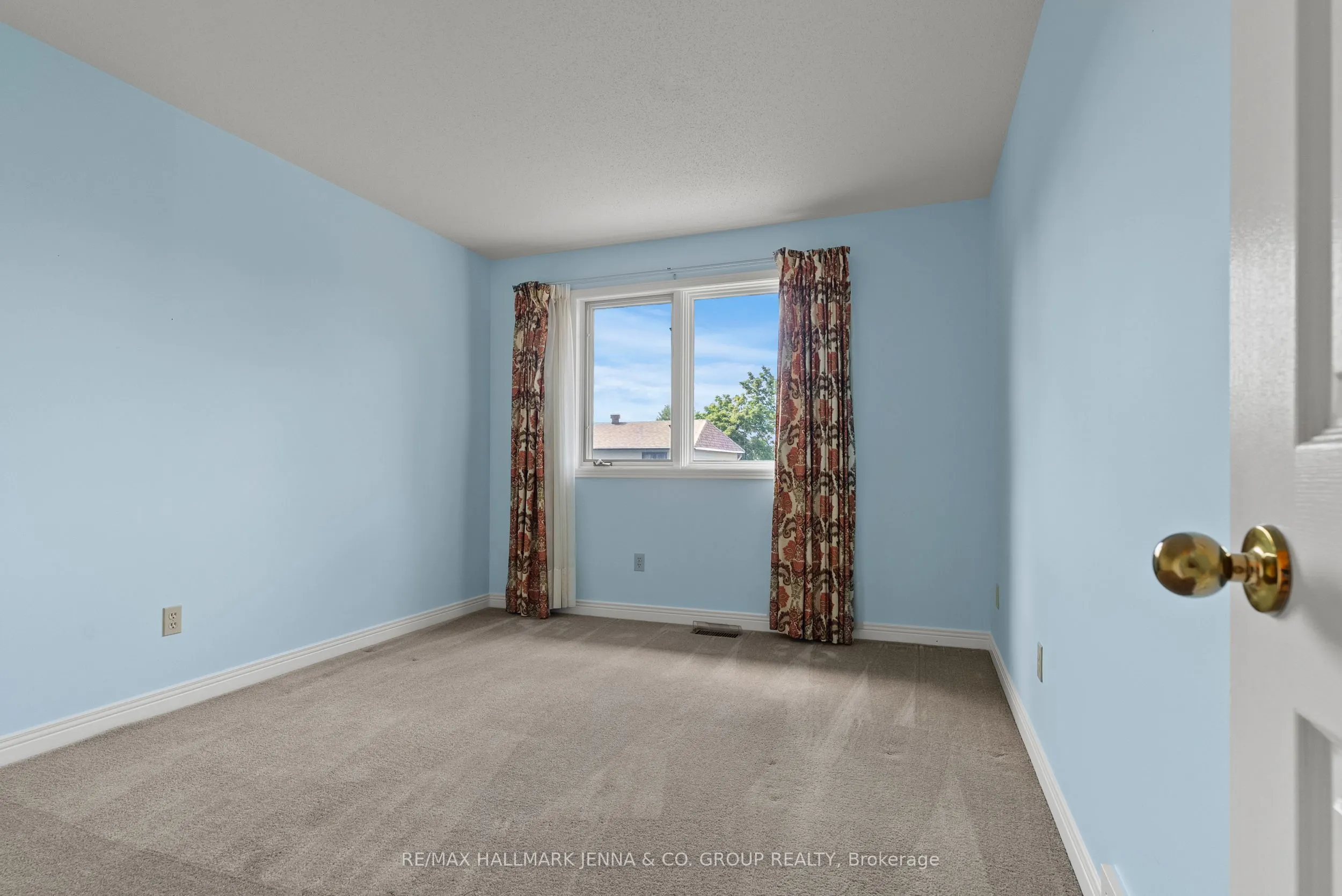 28 Pine Bluff Trail