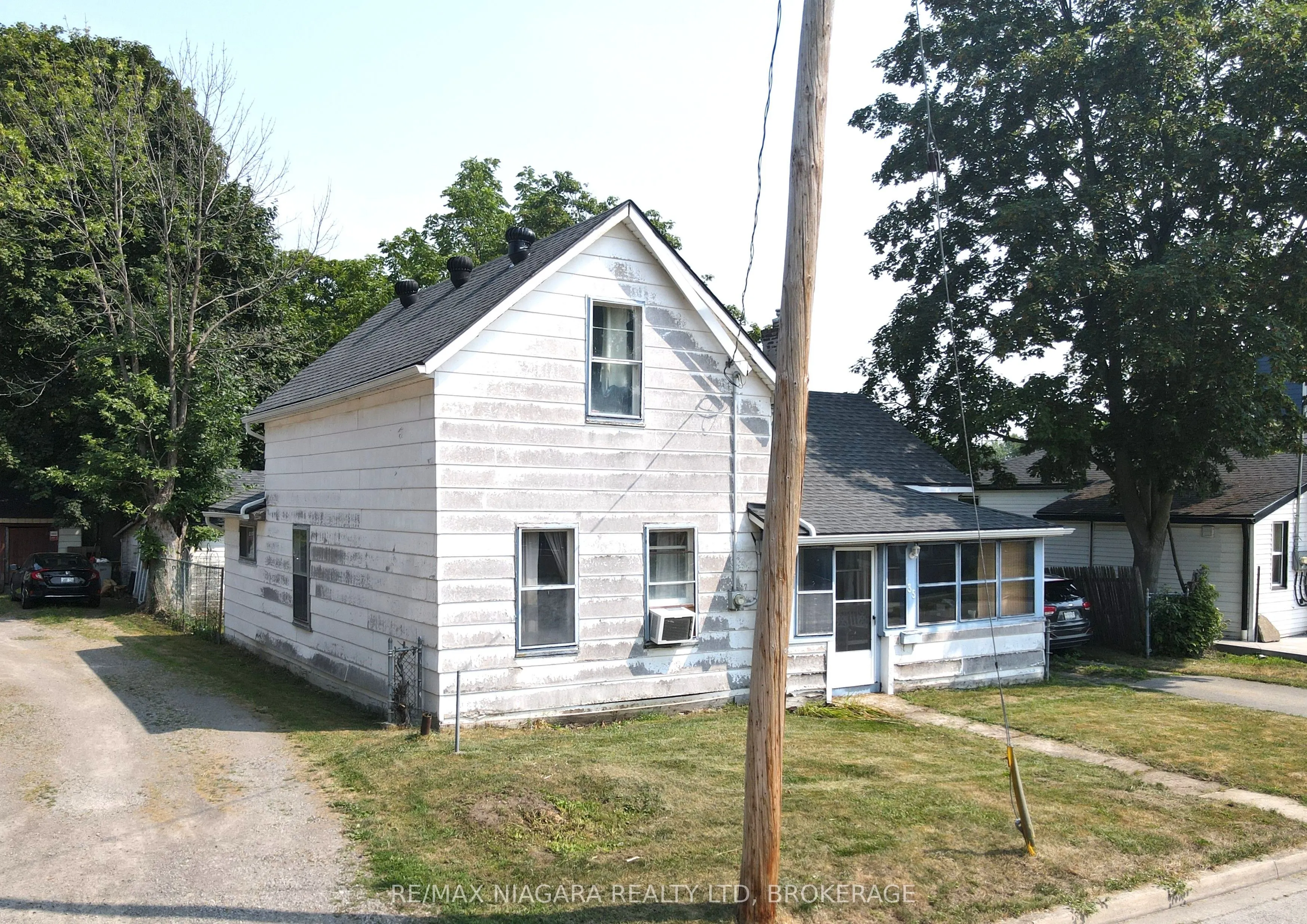 35 Forsythe Street