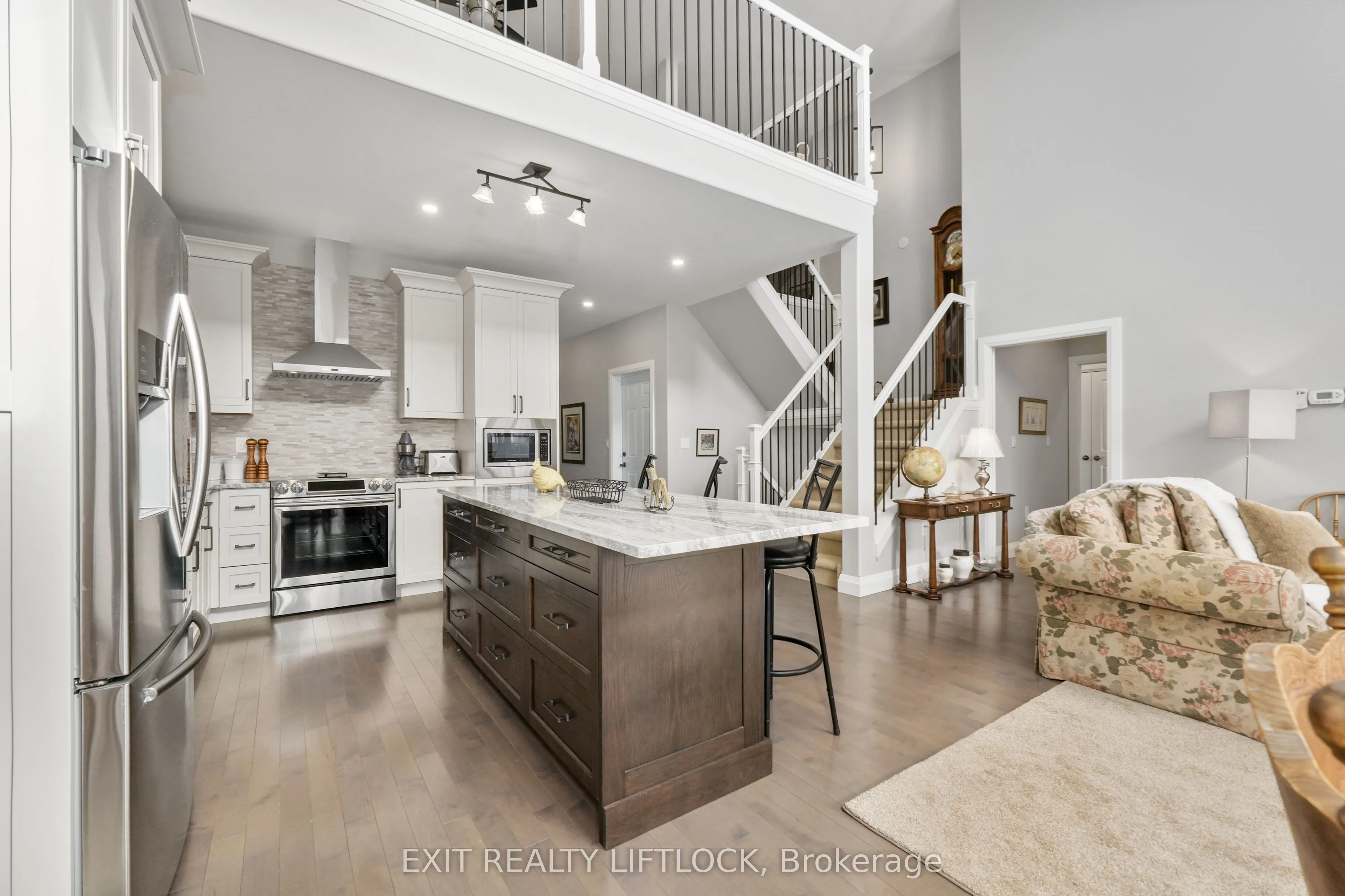 68 Blossom Court, #10
