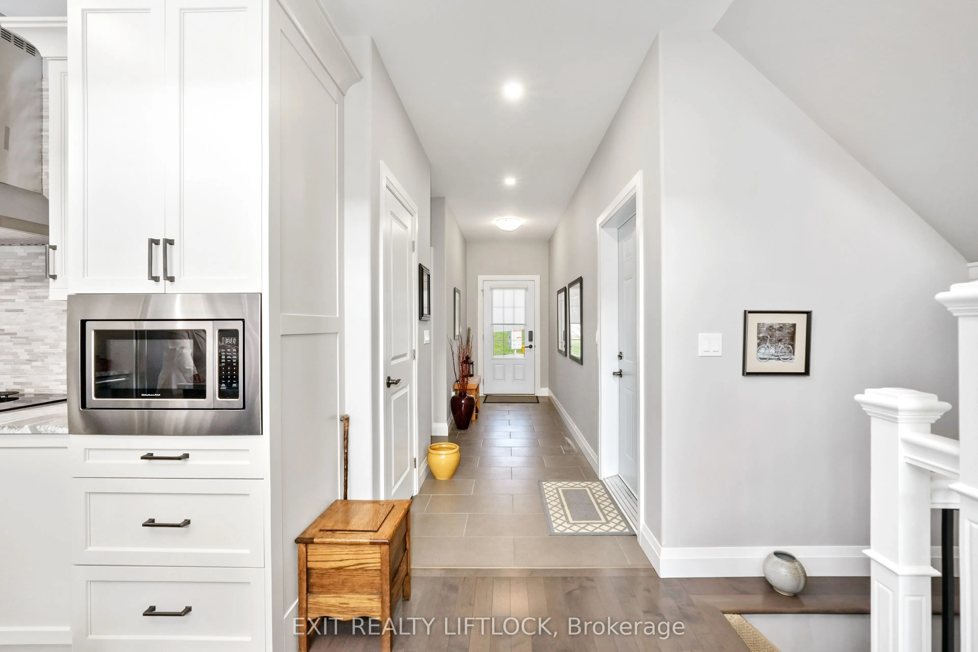 68 Blossom Court, #10