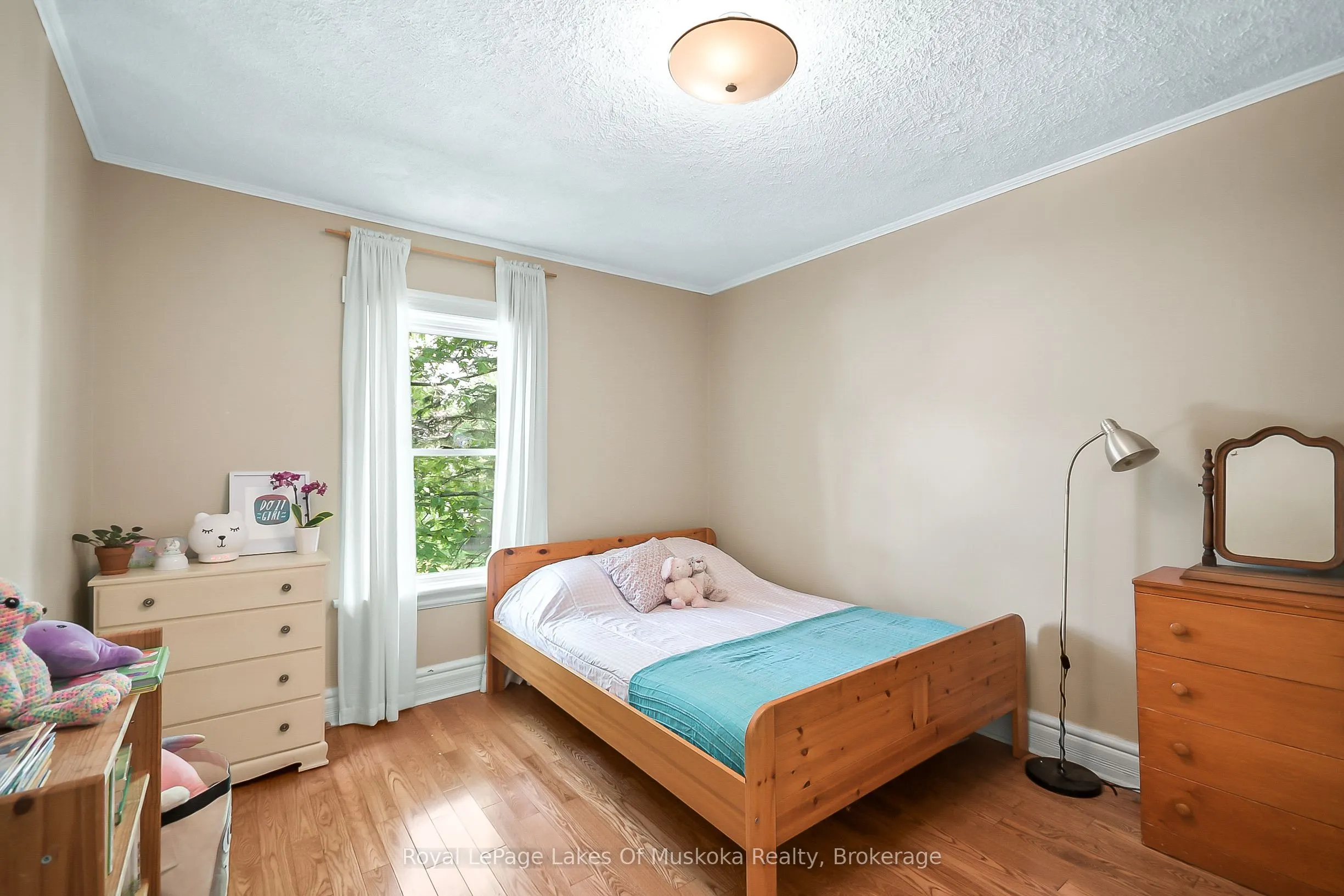 98 Muskoka Road