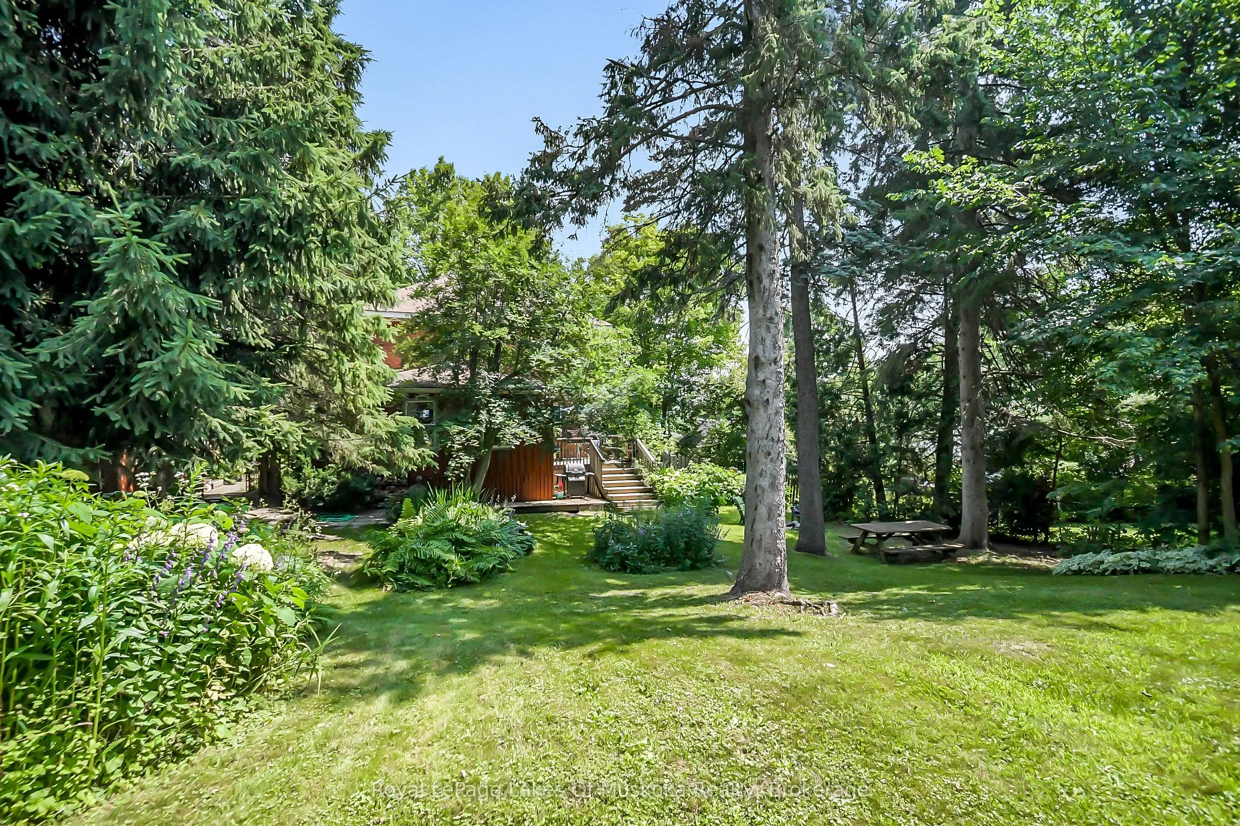 98 Muskoka Road