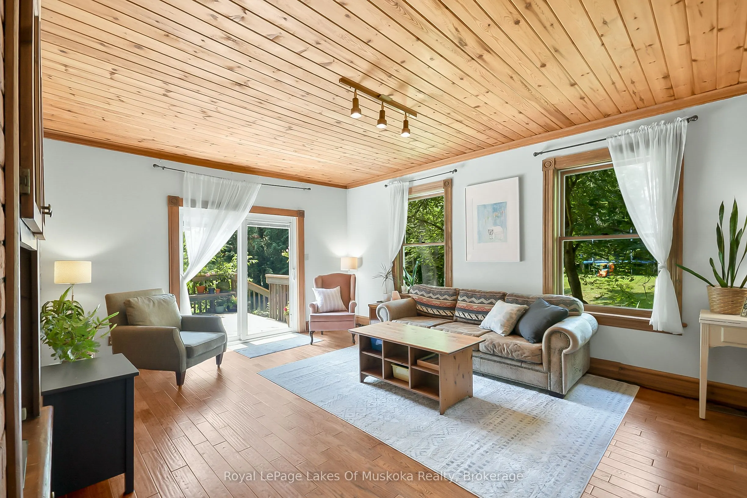 98 Muskoka Road