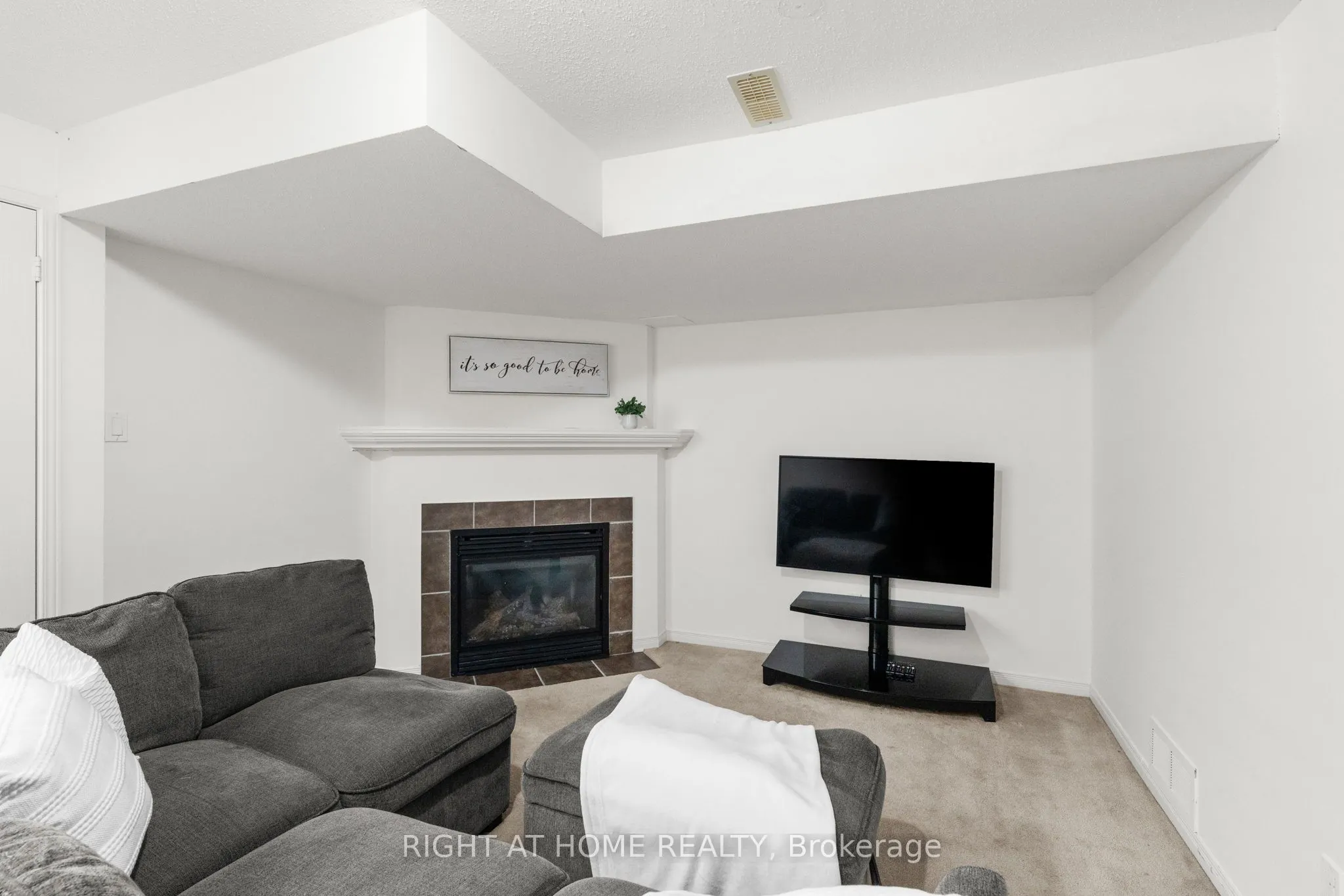 206 CALAVERAS Avenue
