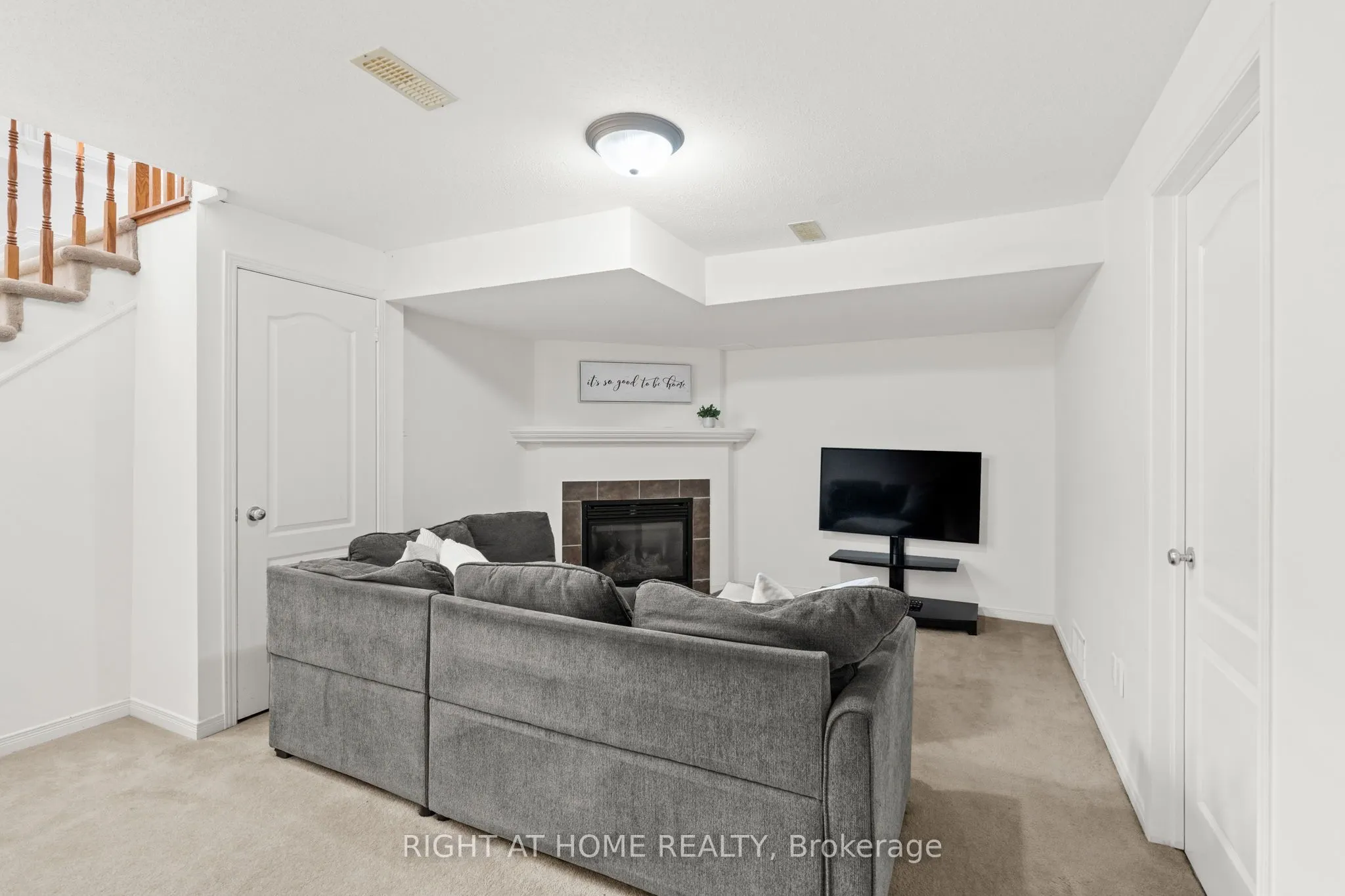 206 CALAVERAS Avenue