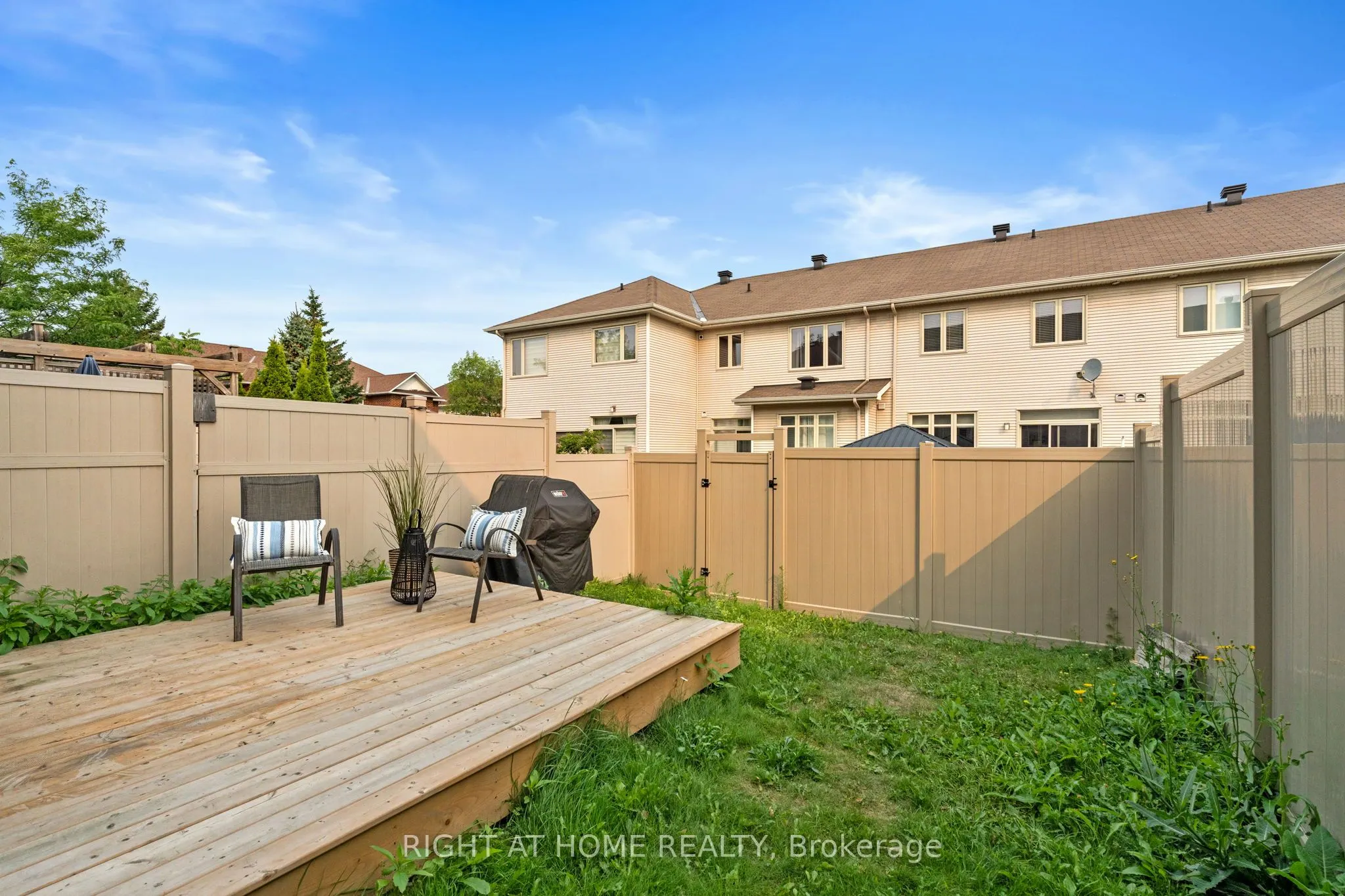 206 CALAVERAS Avenue