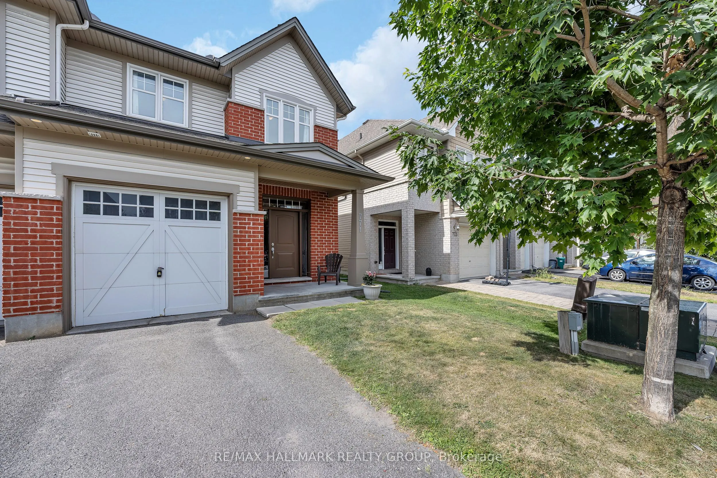 771 Hazelnut Crescent