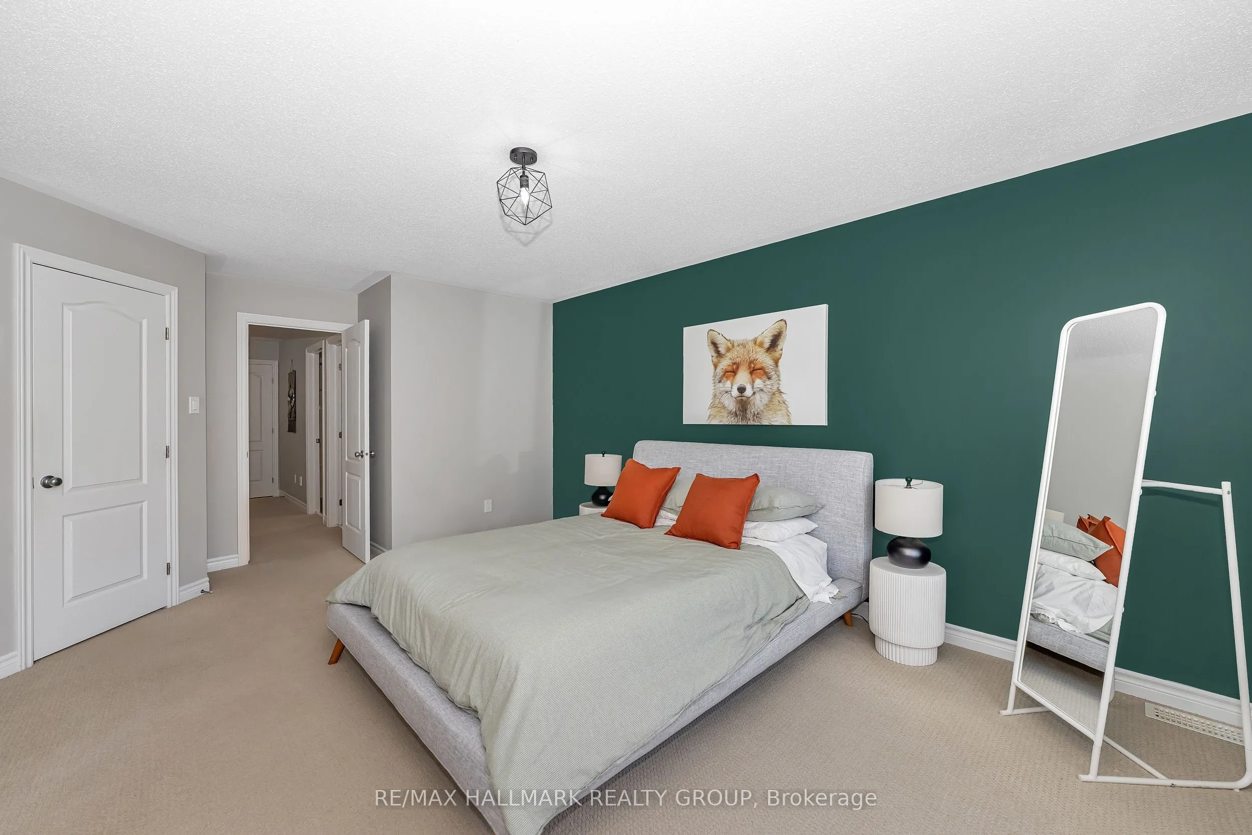 771 Hazelnut Crescent