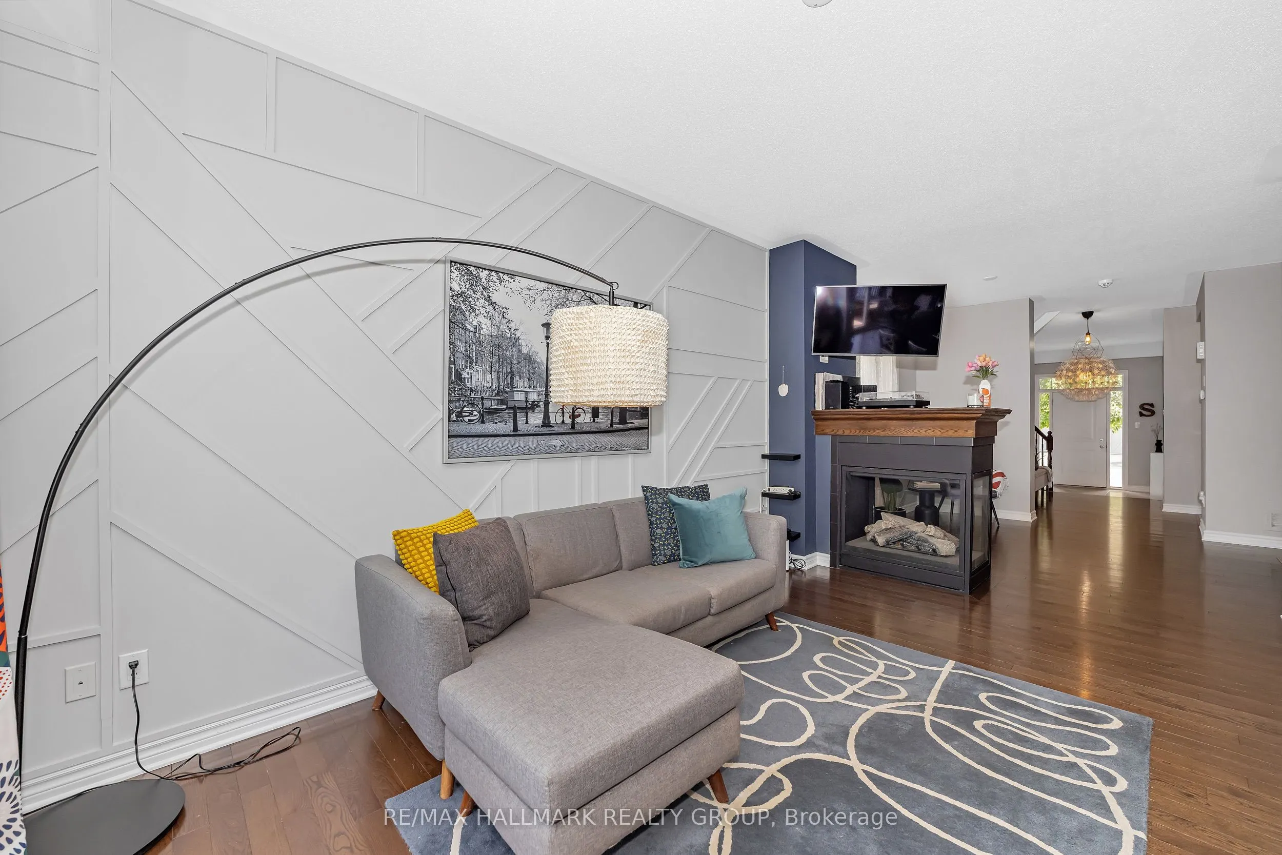 771 Hazelnut Crescent