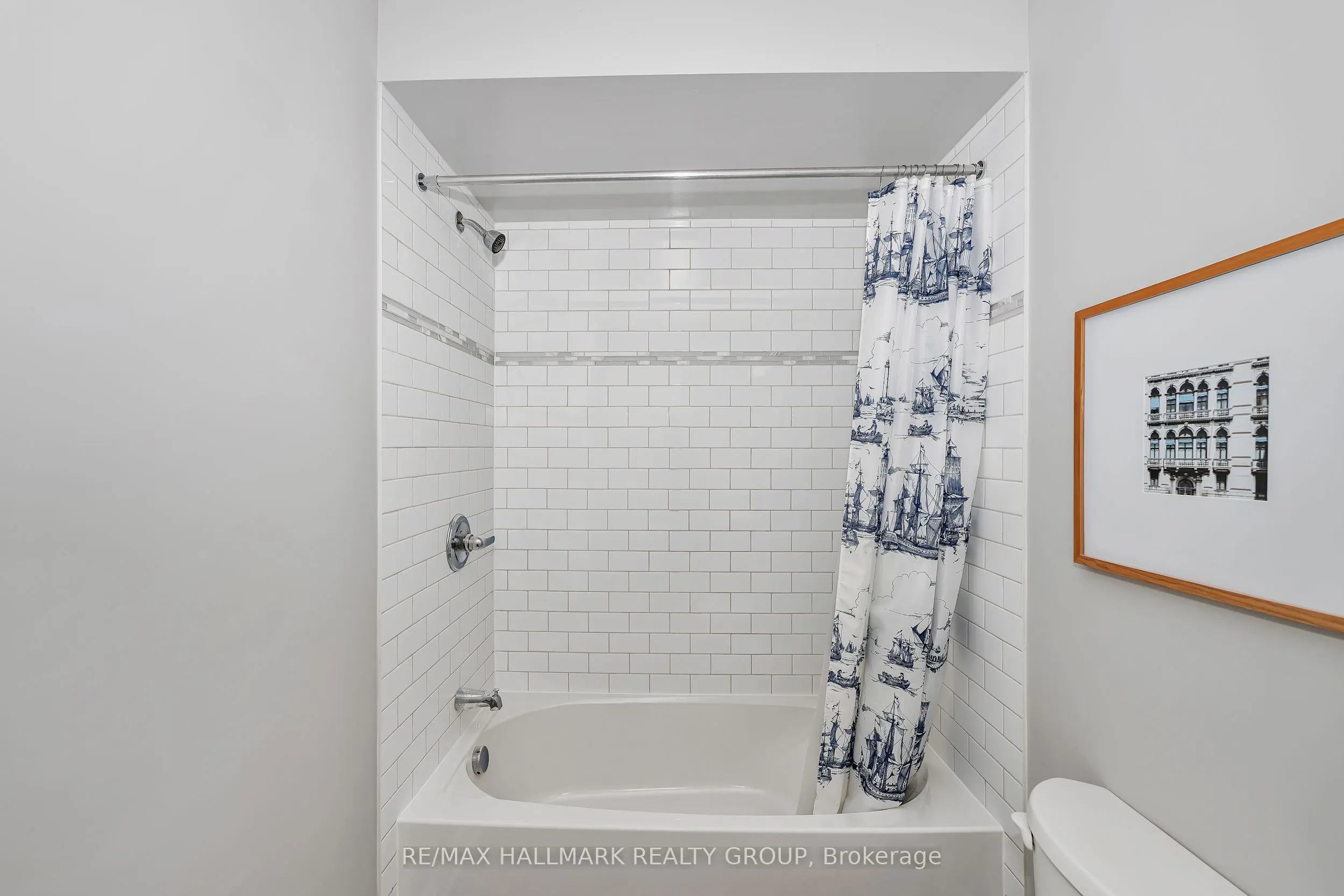 771 Hazelnut Crescent