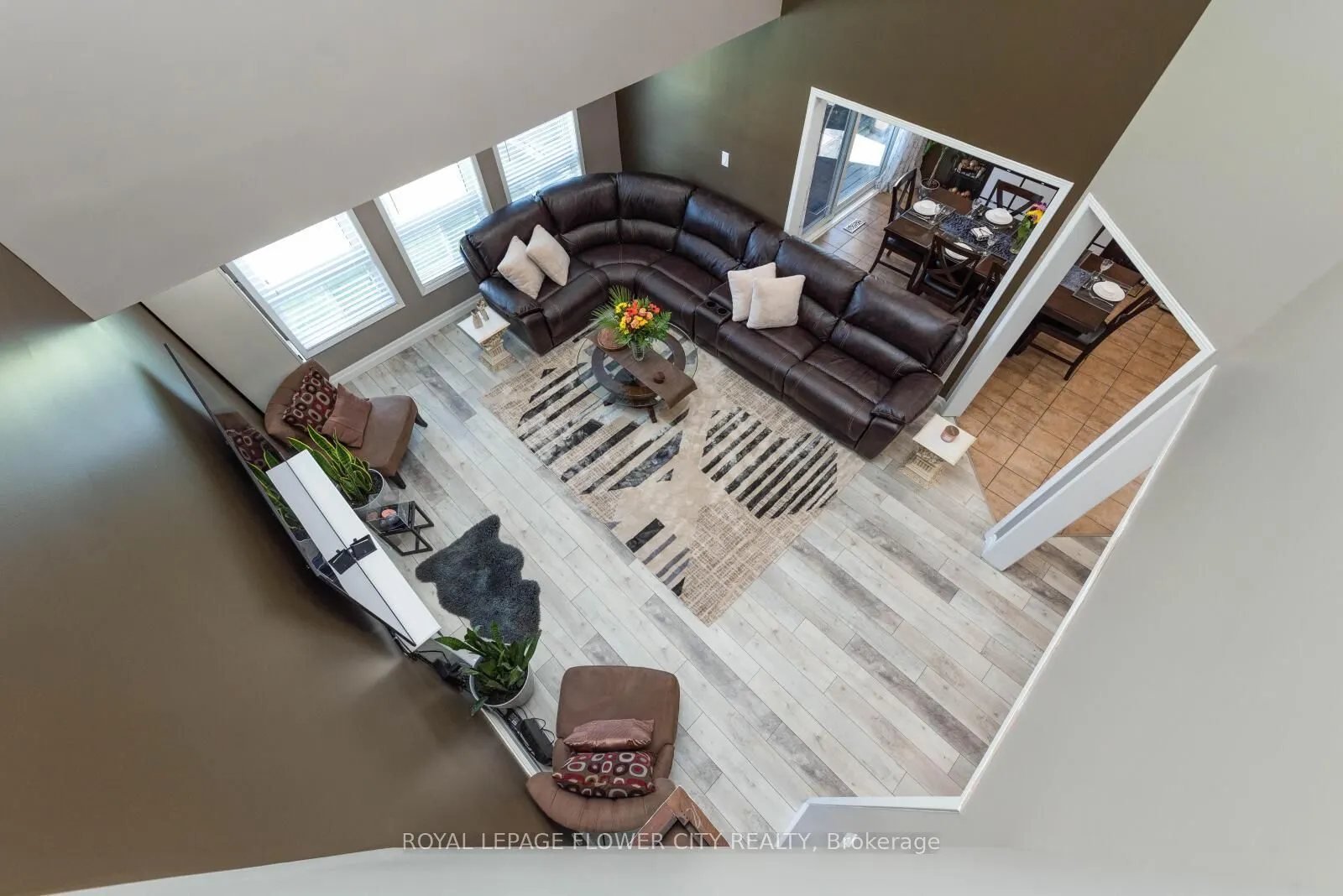 200 Hunter Way, #Main & Upper