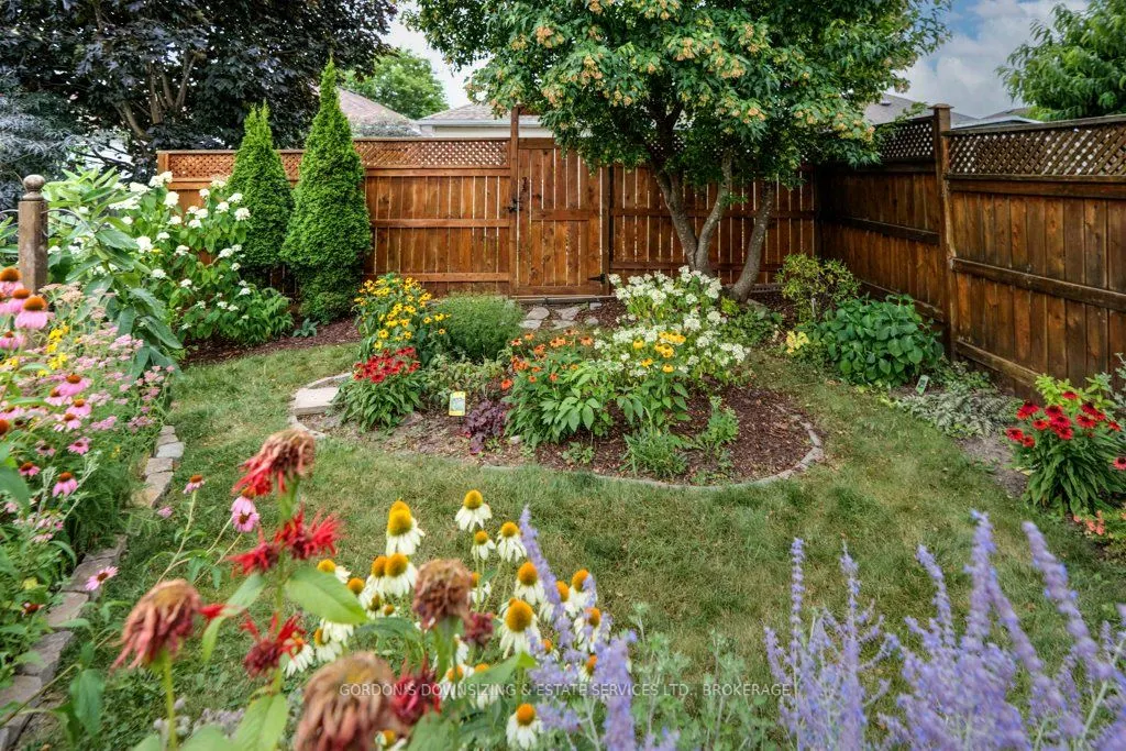 303 Cavendish Crescent
