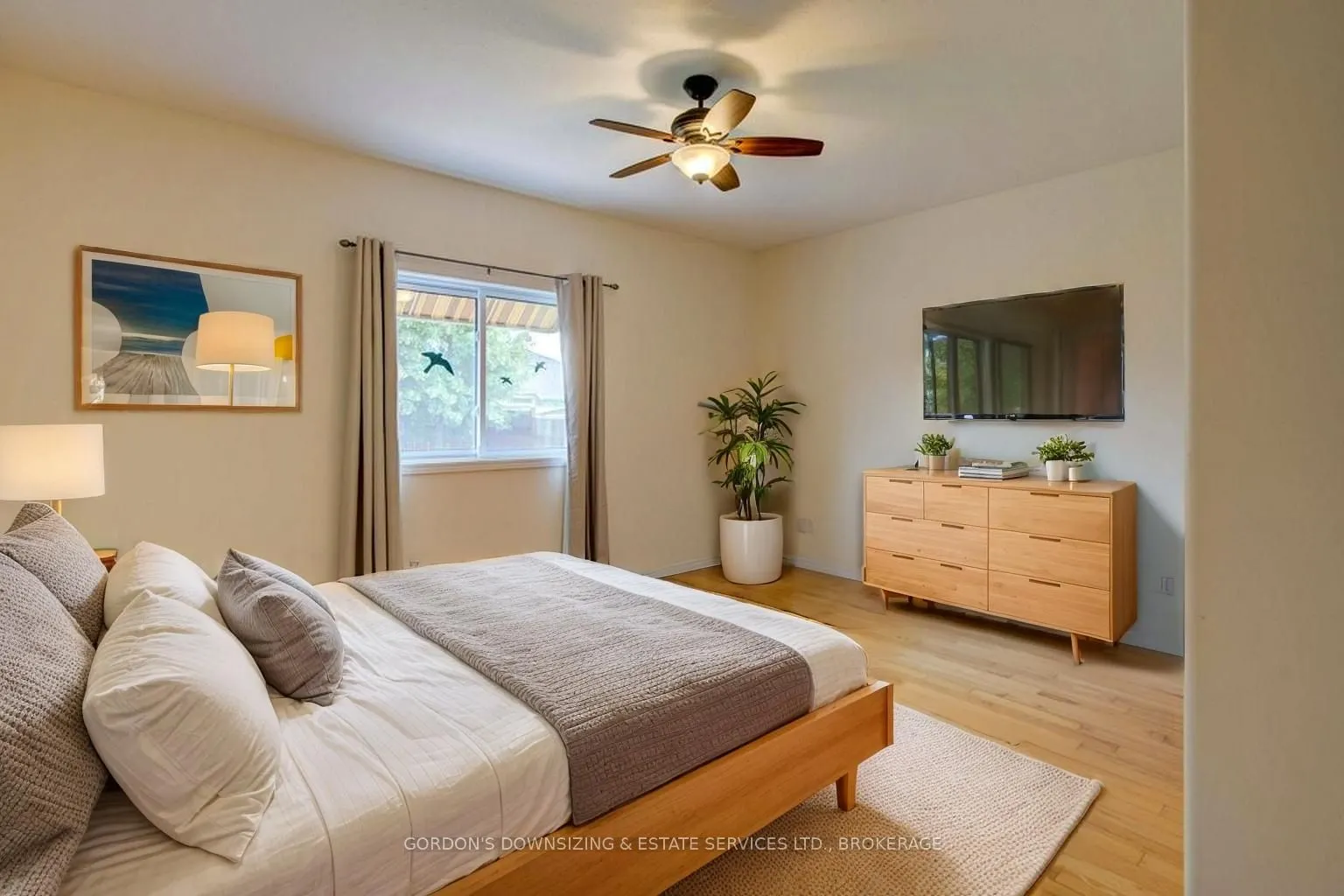 303 Cavendish Crescent