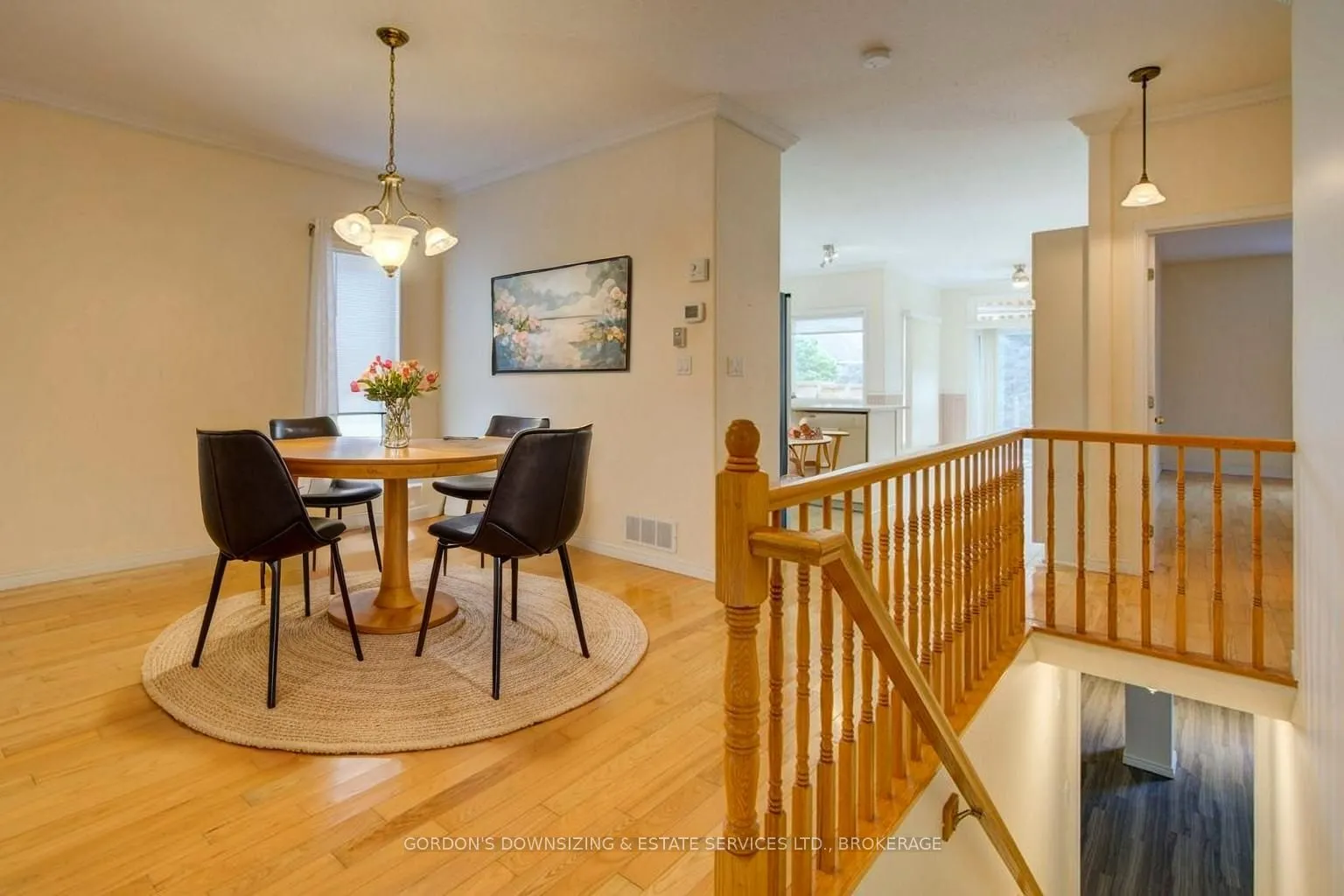 303 Cavendish Crescent