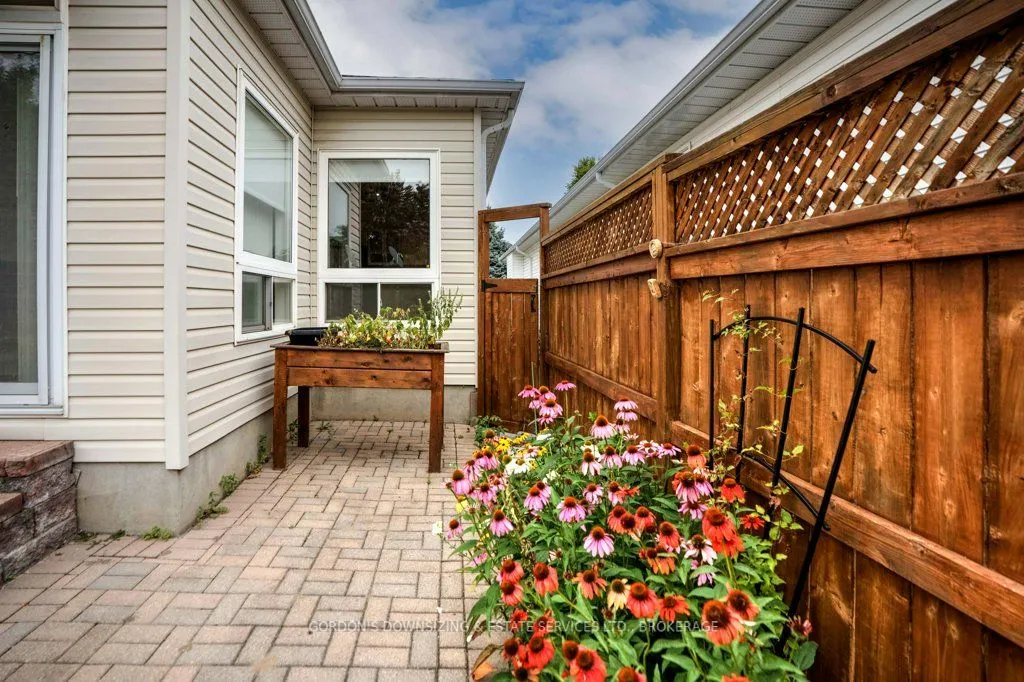 303 Cavendish Crescent