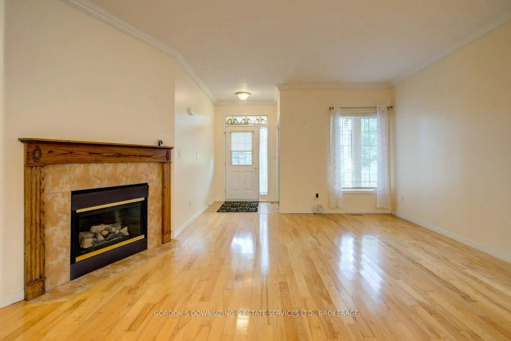 303 Cavendish Crescent