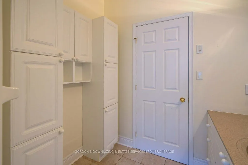 303 Cavendish Crescent