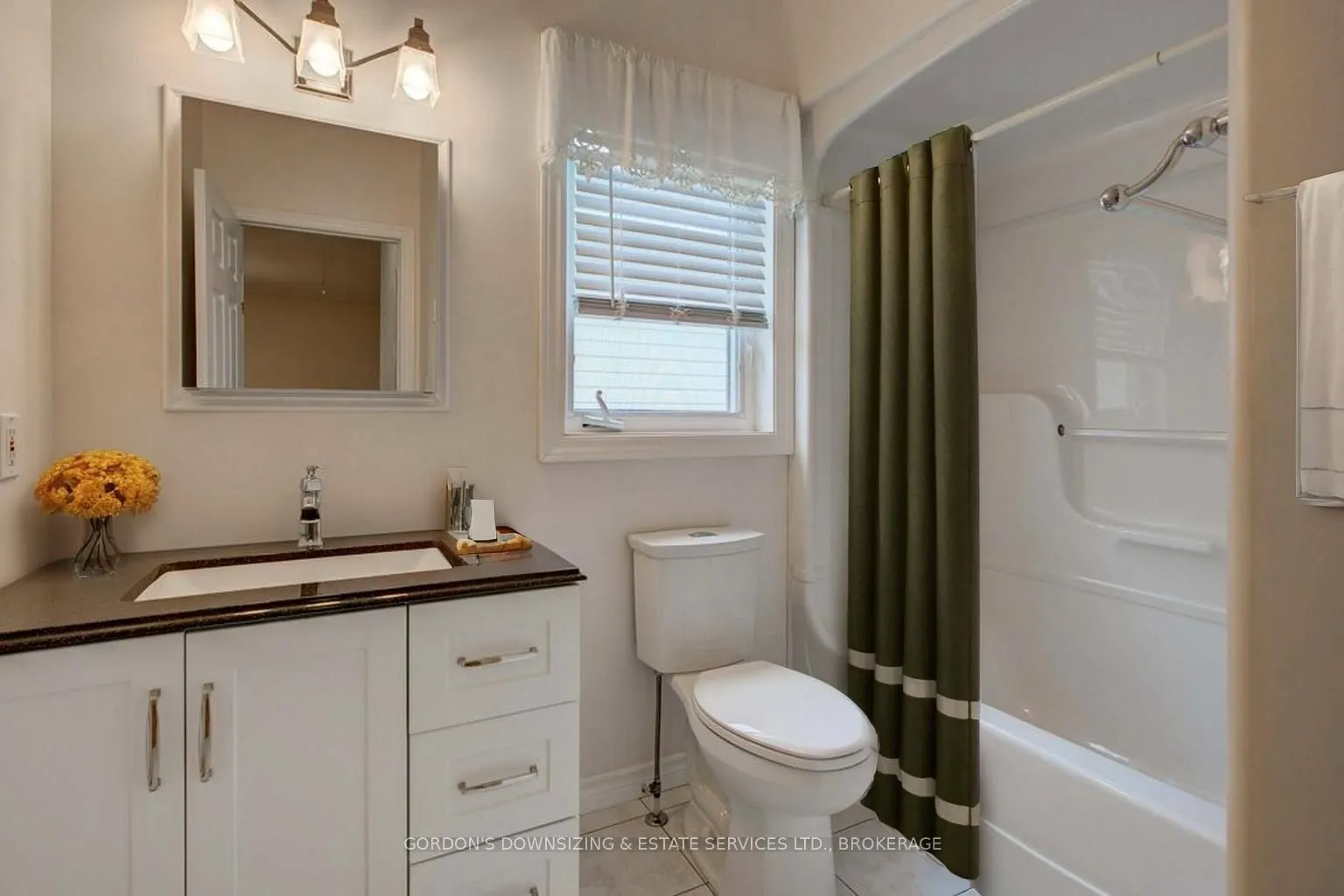 303 Cavendish Crescent