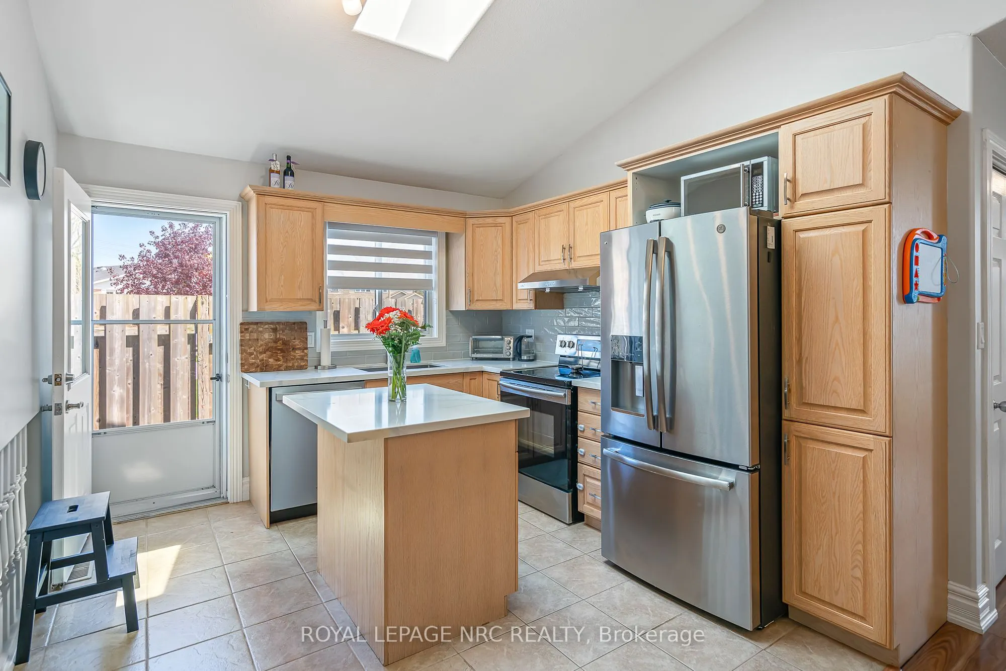 7707 Cortina Crescent