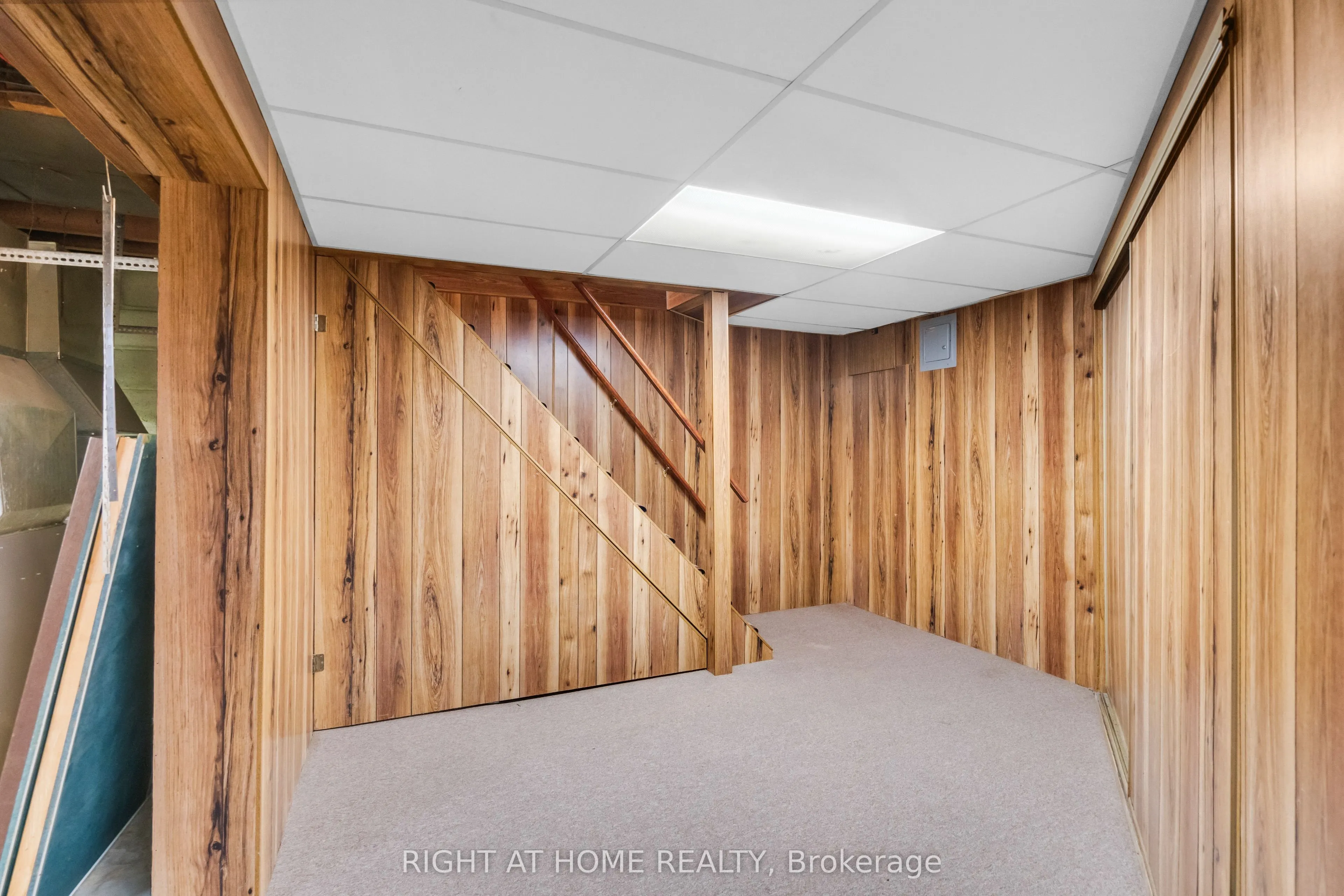 265 Fiddlers Green Road