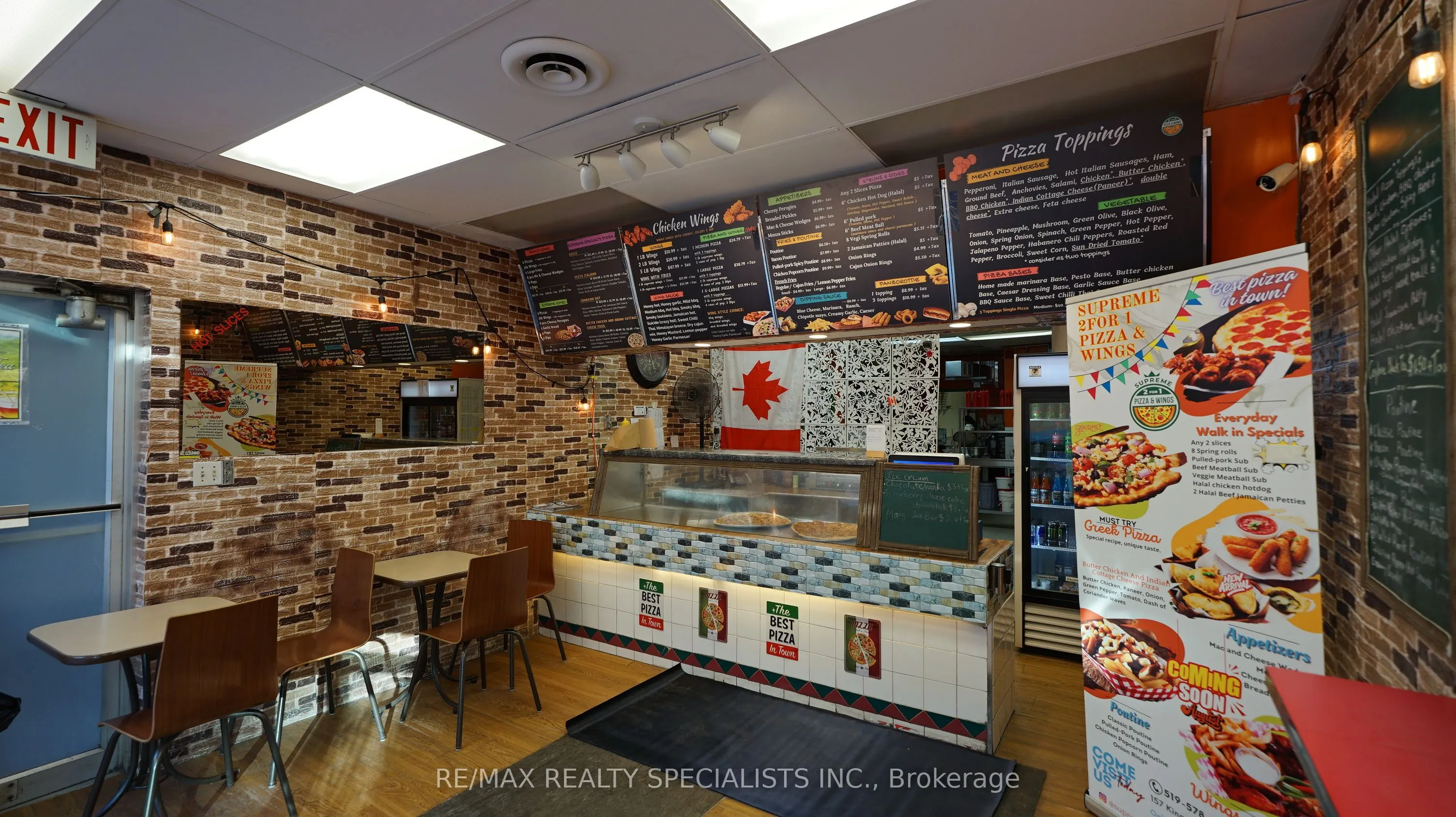 157 KING Street E