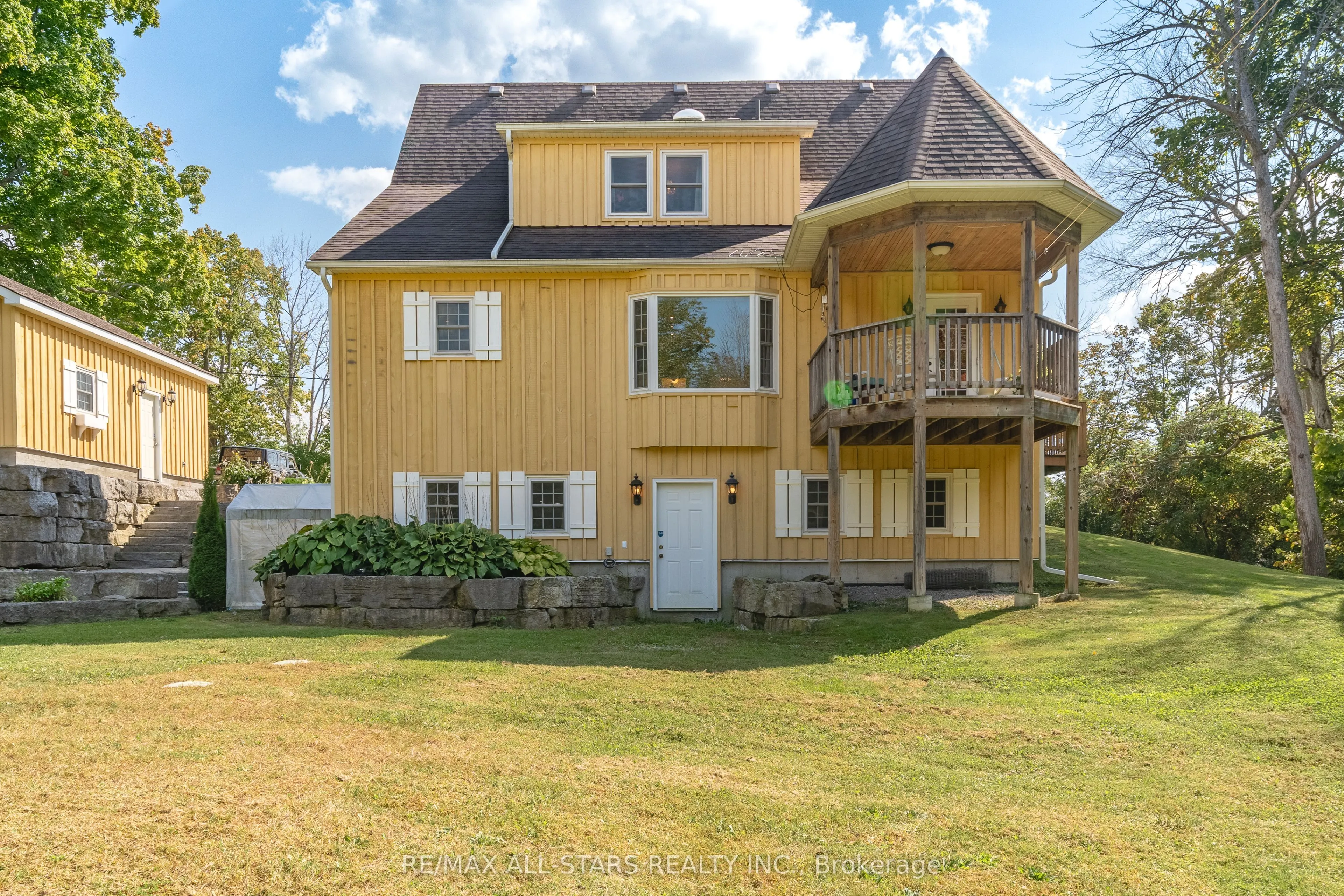 18 BLYTHE SHORE Road