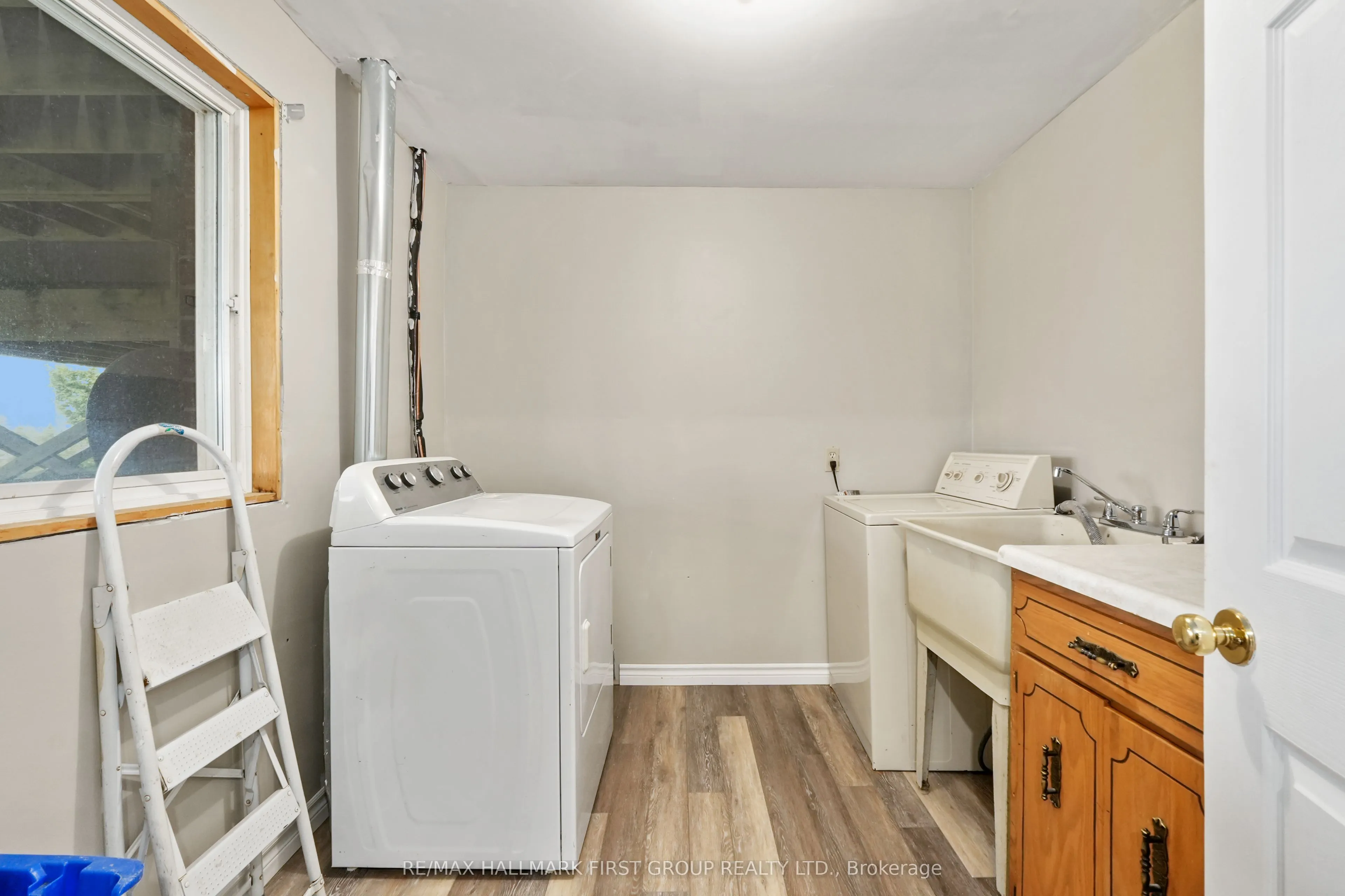165 Burns Road S, #B