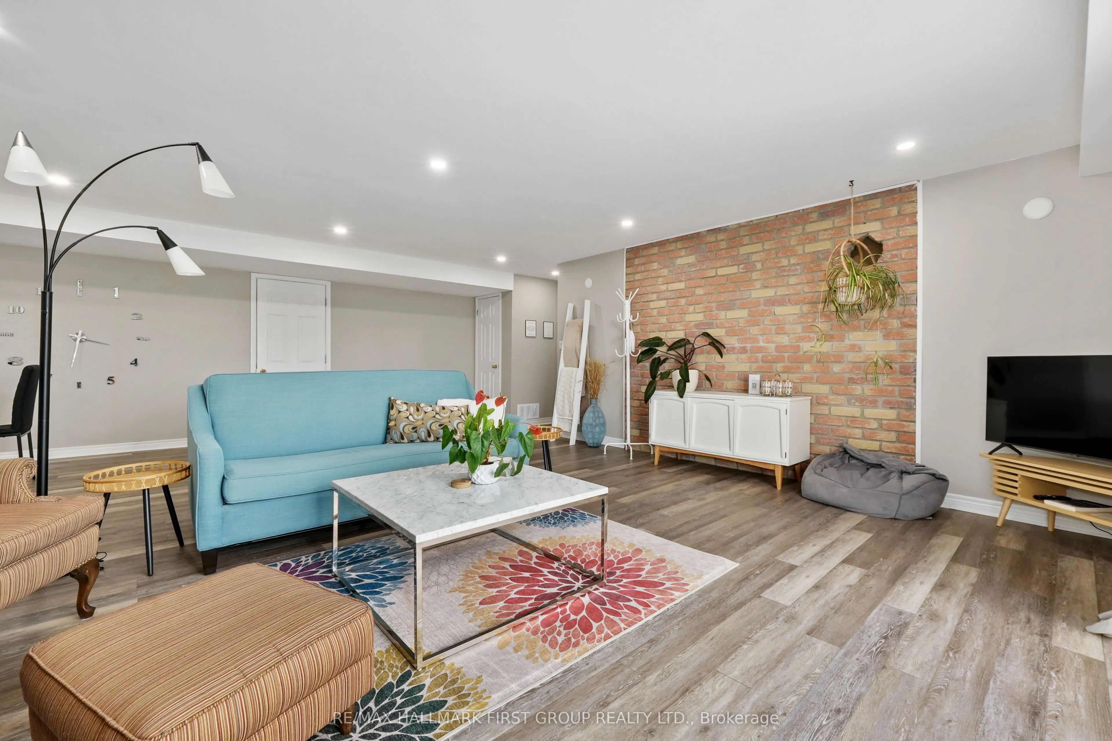 165 Burns Road S, #B