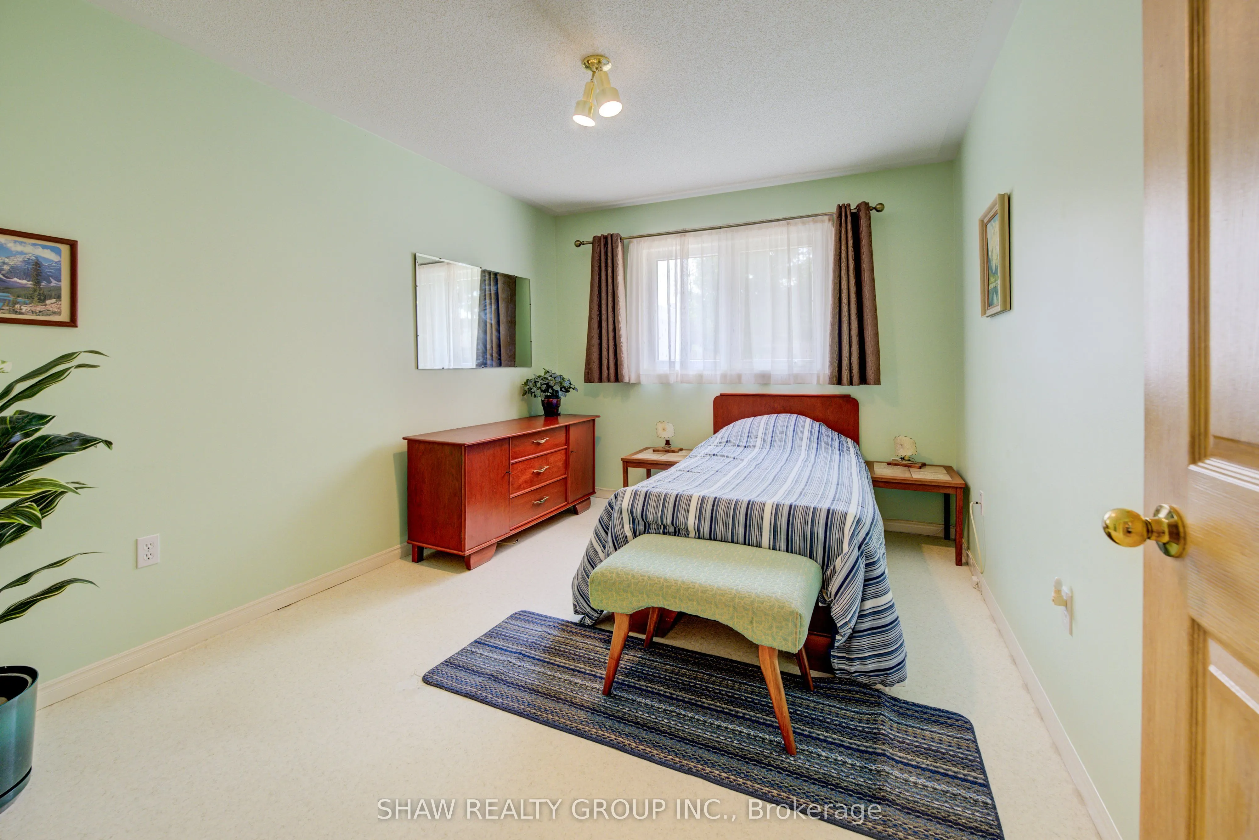300 John Street, #29