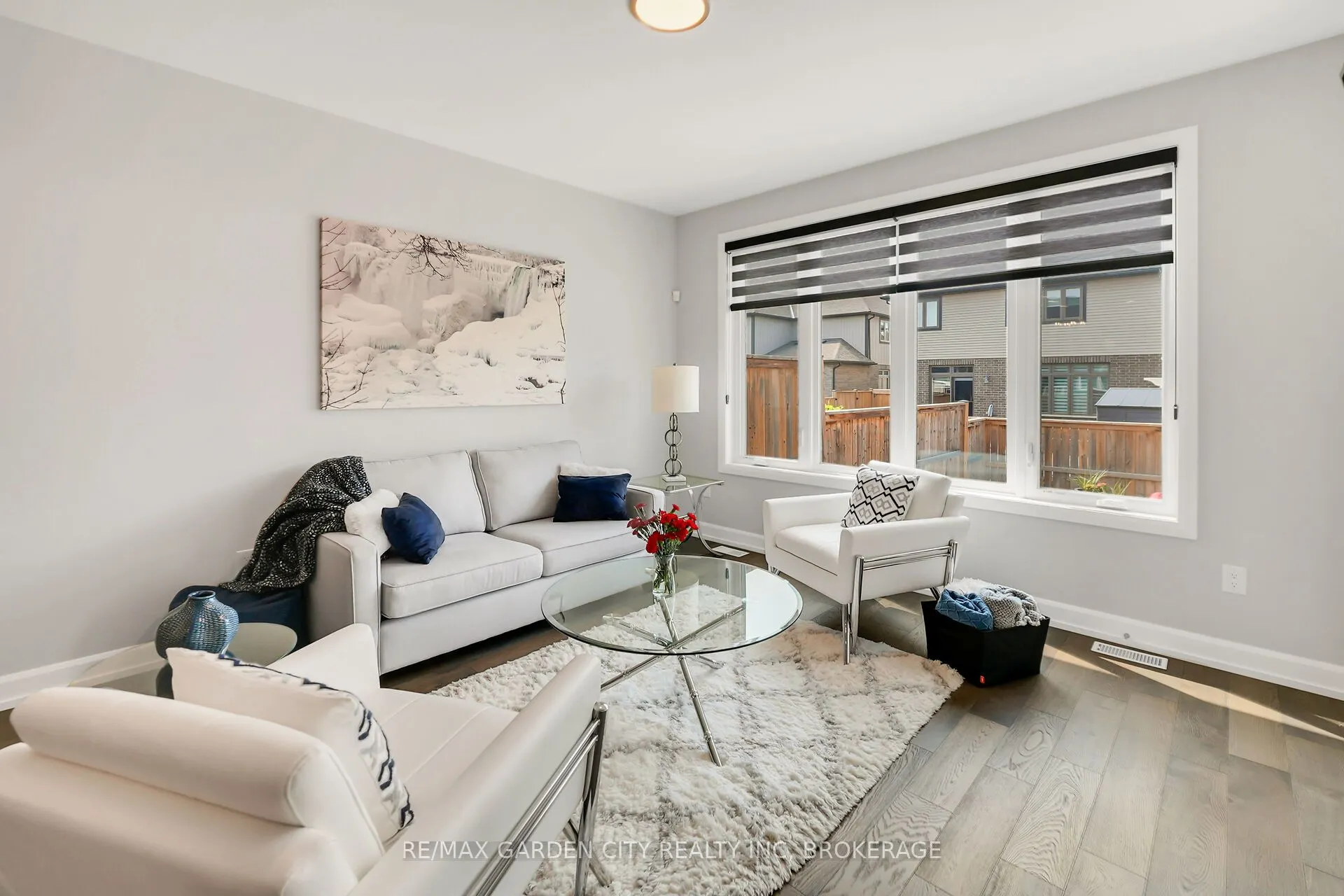 3 Campbell Street